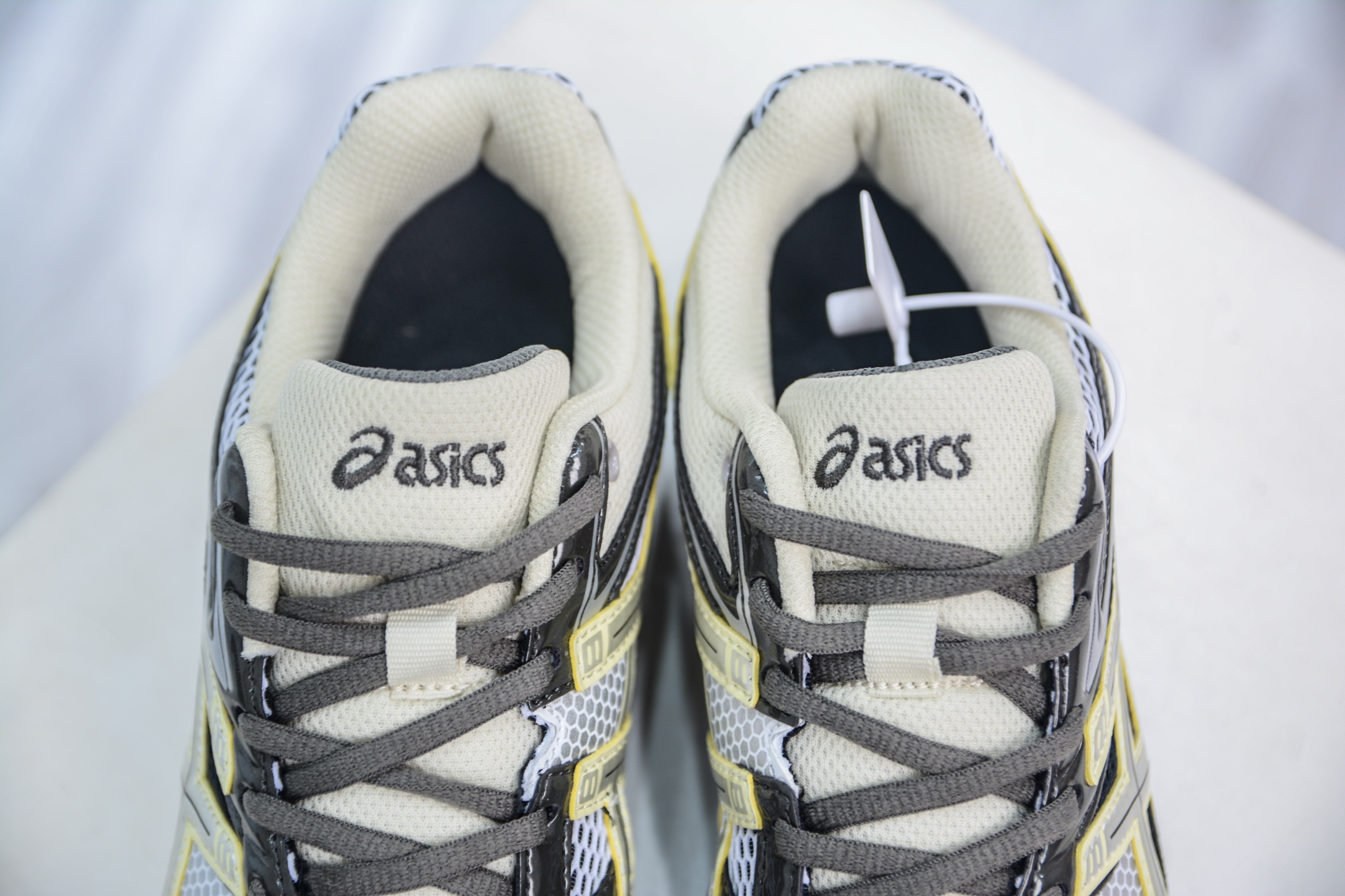 200 Asics Gel-Ds Trainer 14 轻量疾速训练竞速运动跑步鞋 1203A607-002-Chinese UA Cheap High Quatity Brand Clothes Bags handbags Sneakers wholesale wholesaler seller from China Factory suppliers Fashion Clothing Shoes best Quality Beautiful Price 200 Asics Gel-Ds Trainer 14 轻量疾速训练竞速运动跑步鞋 1203A607-002