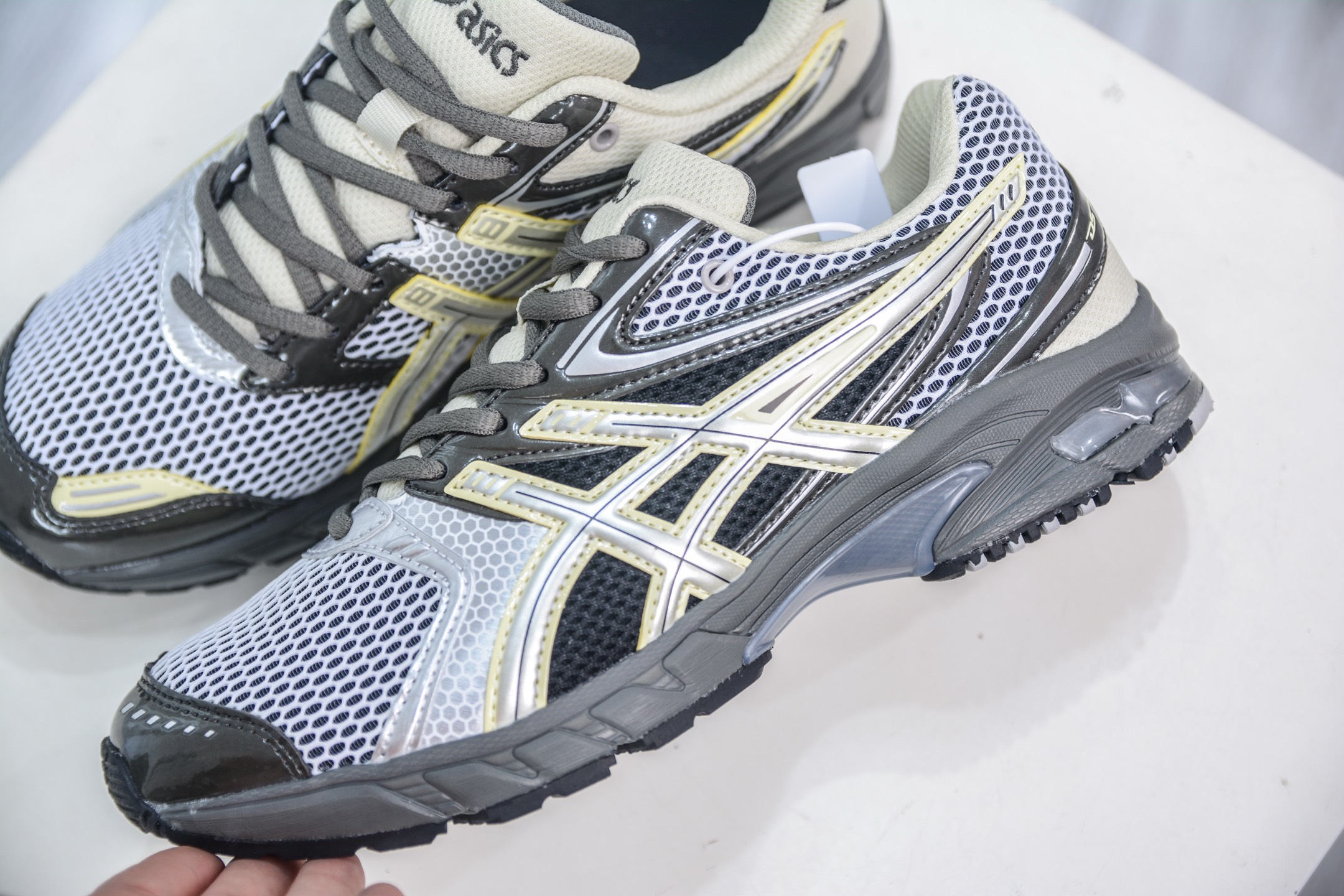 200 Asics Gel-Ds Trainer 14 轻量疾速训练竞速运动跑步鞋 1203A607-002-Chinese UA Cheap High Quatity Brand Clothes Bags handbags Sneakers wholesale wholesaler seller from China Factory suppliers Fashion Clothing Shoes best Quality Beautiful Price 200 Asics Gel-Ds Trainer 14 轻量疾速训练竞速运动跑步鞋 1203A607-002