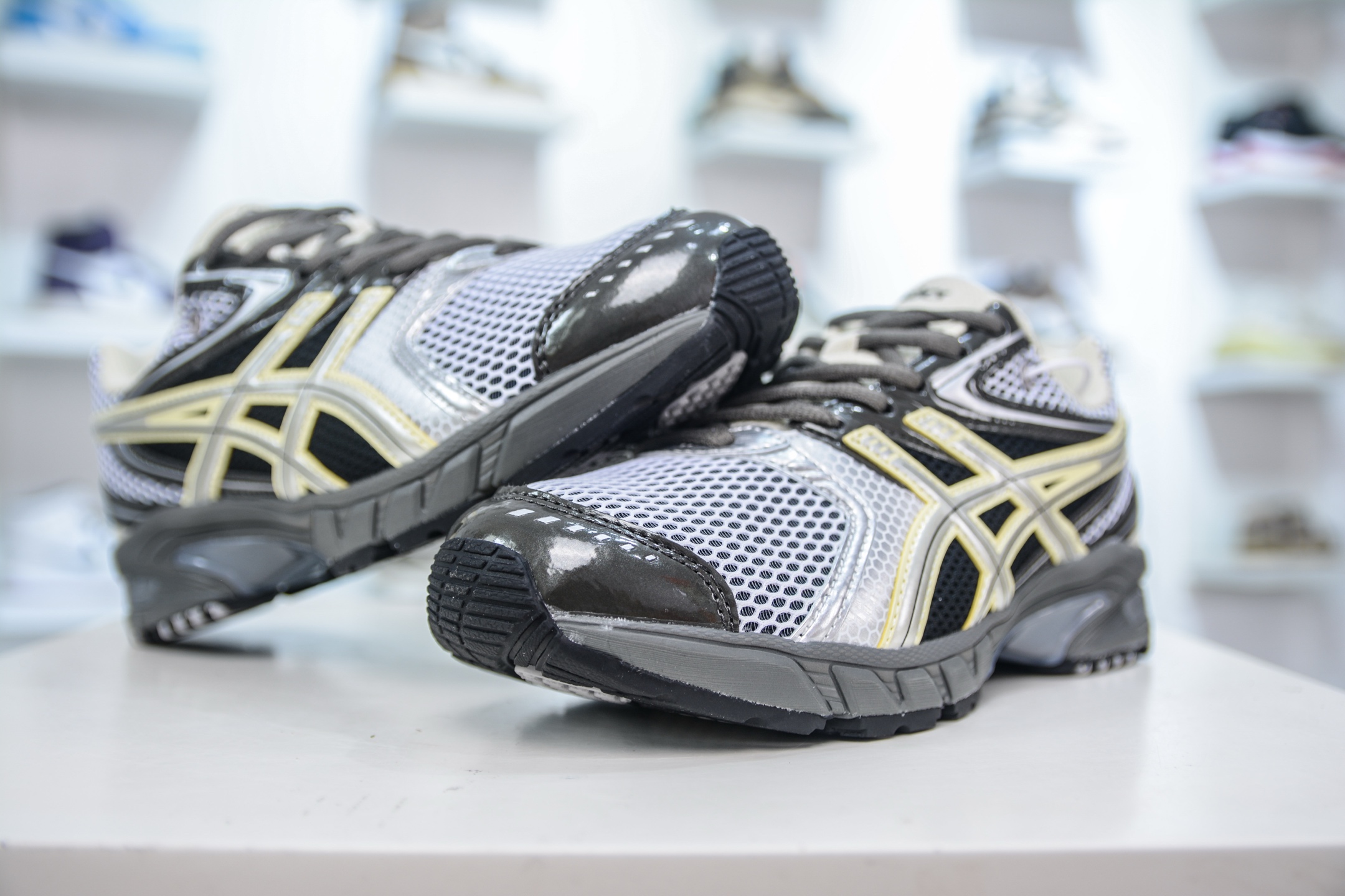 200 Asics Gel-Ds Trainer 14 轻量疾速训练竞速运动跑步鞋 1203A607-002-Chinese UA Cheap High Quatity Brand Clothes Bags handbags Sneakers wholesale wholesaler seller from China Factory suppliers Fashion Clothing Shoes best Quality Beautiful Price 200 Asics Gel-Ds Trainer 14 轻量疾速训练竞速运动跑步鞋 1203A607-002