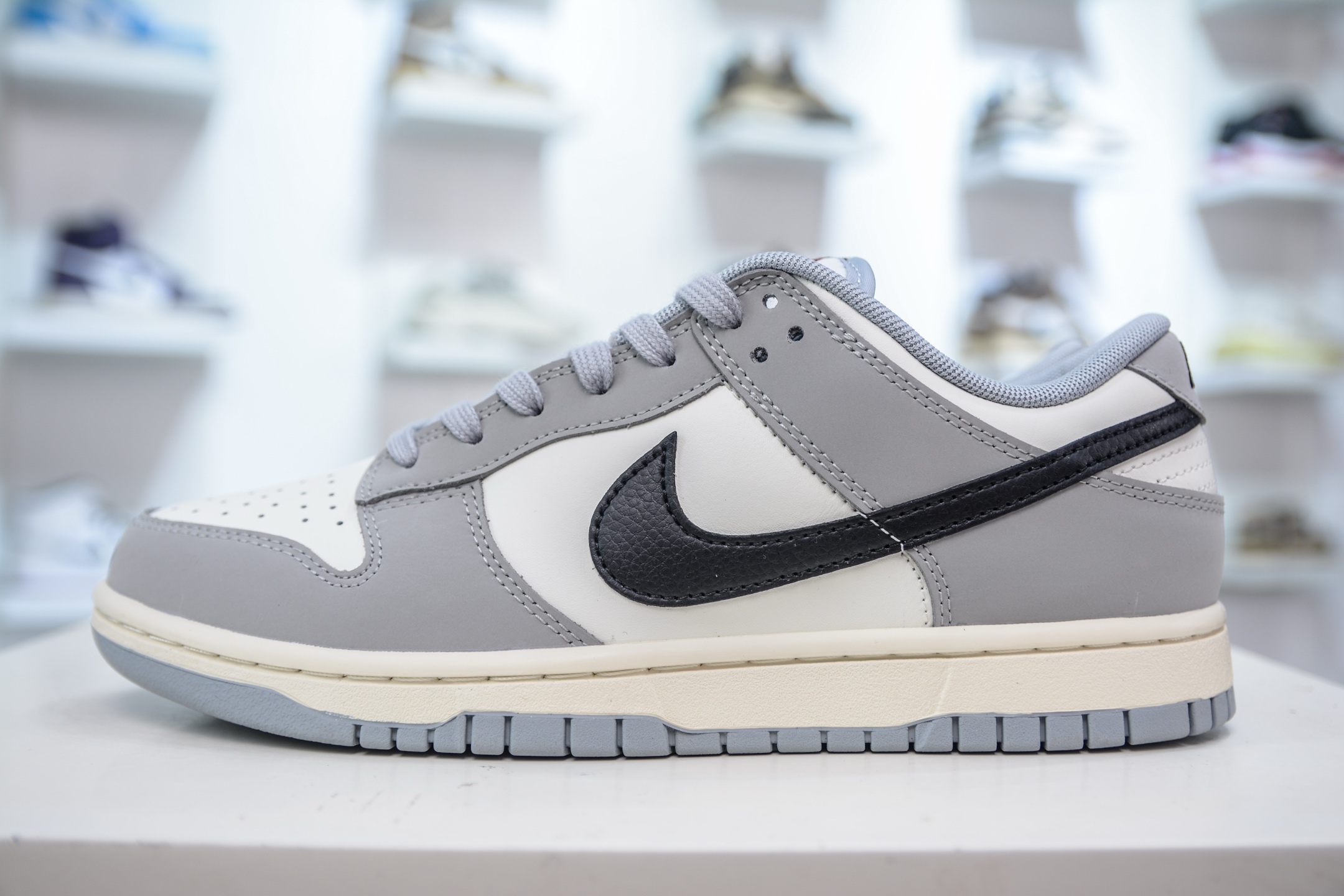 Nike SB Dunk Low 'Carbon Black Grey' Original Leather Great Value Shoes 2 i1750173747093 416 0 0