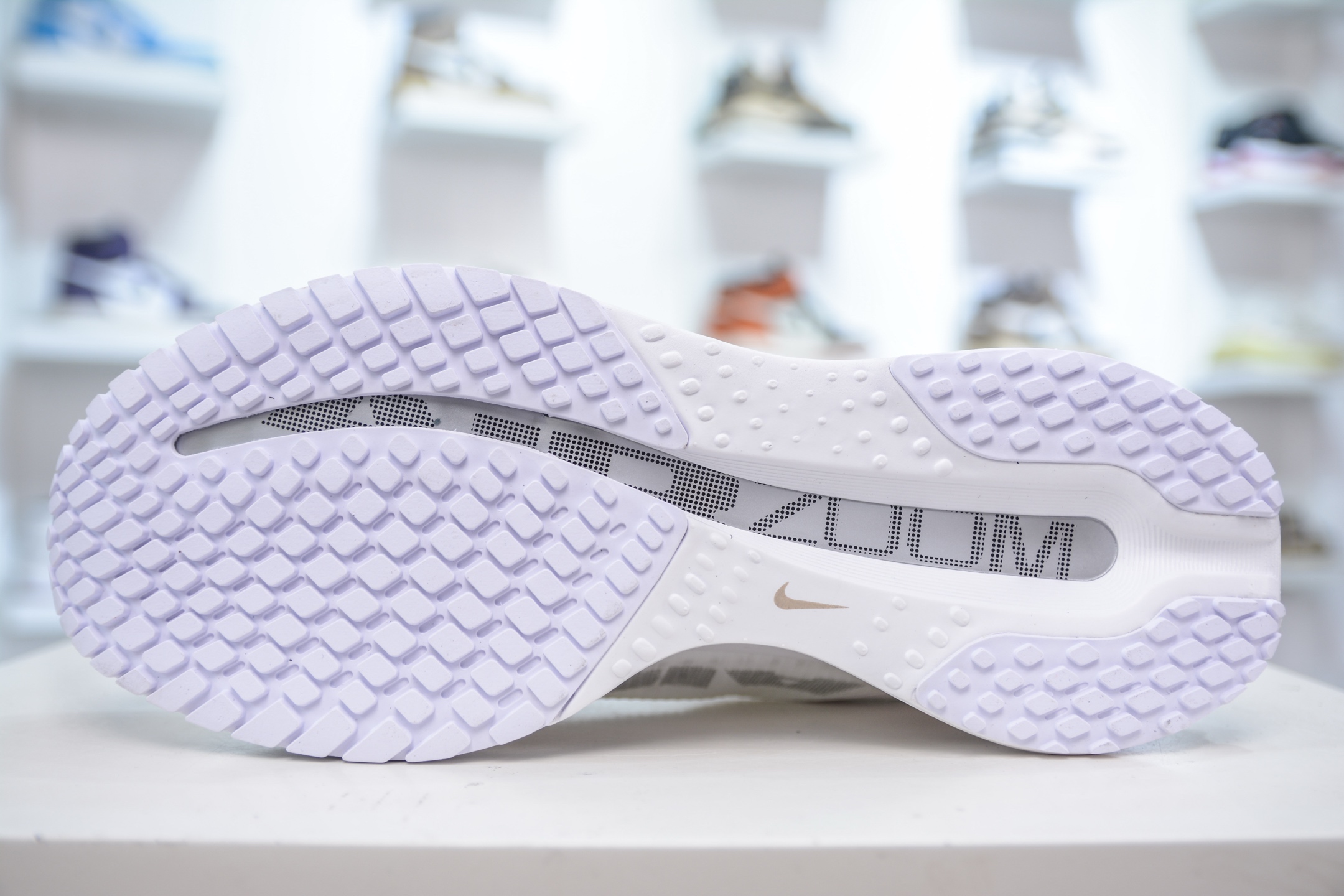 Nike Air Zoom Pegasus Premium Running Shoes - Full-Length Air Cushion 5 i1750174845033 474 0 4