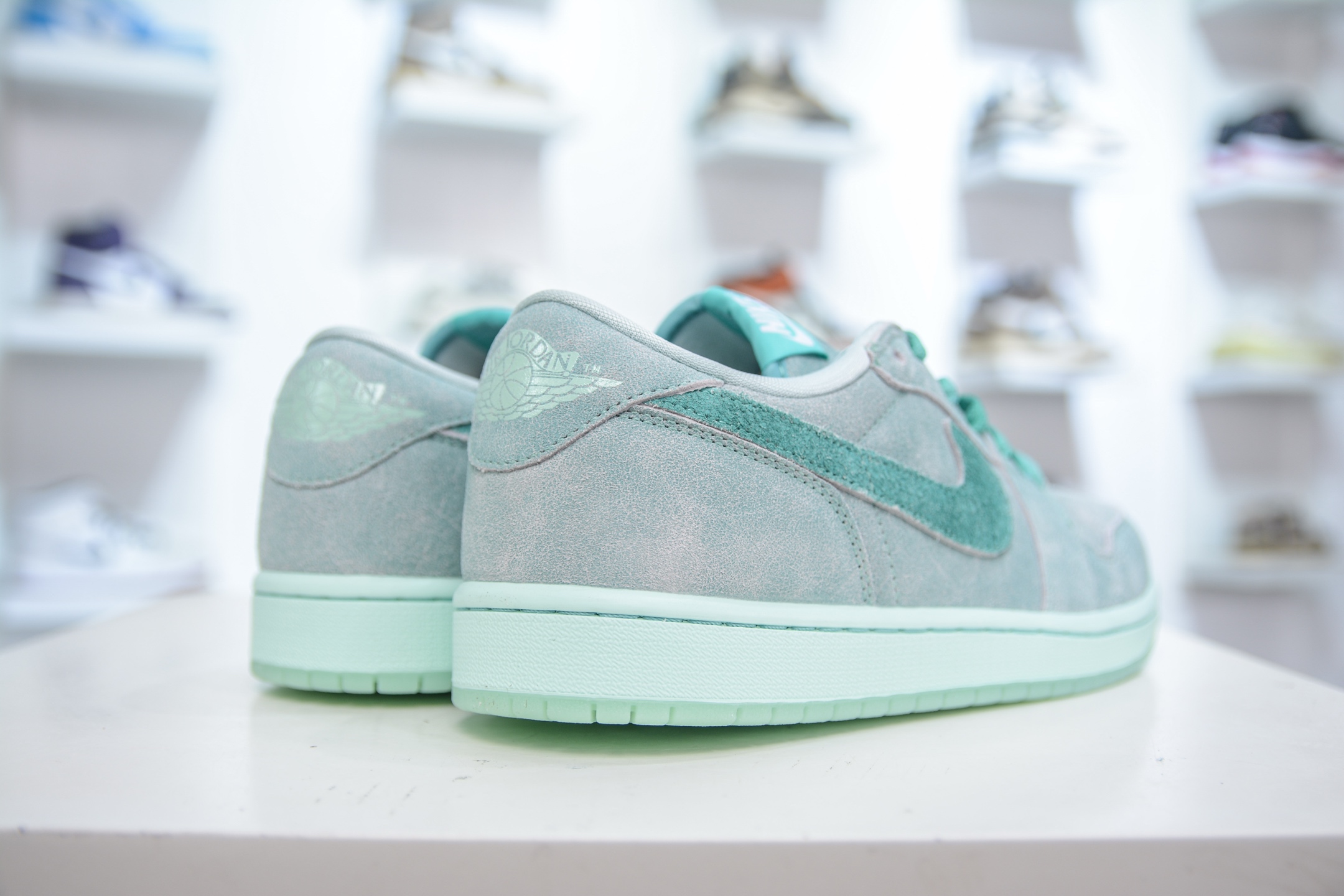 Air Jordan 1 Low 薄荷绿 AJ1乔1低帮休闲板鞋 HQ8111-300-莆田鞋,莆田鞋货源,高仿鞋,高仿鞋货源,安福档口,莆田高仿鞋,莆田鞋批发,高仿鞋批发,莆田高仿运动鞋,高仿运动鞋,莆田运动鞋 Air Jordan 1 Low 薄荷绿 AJ1乔1低帮休闲板鞋 HQ8111-300