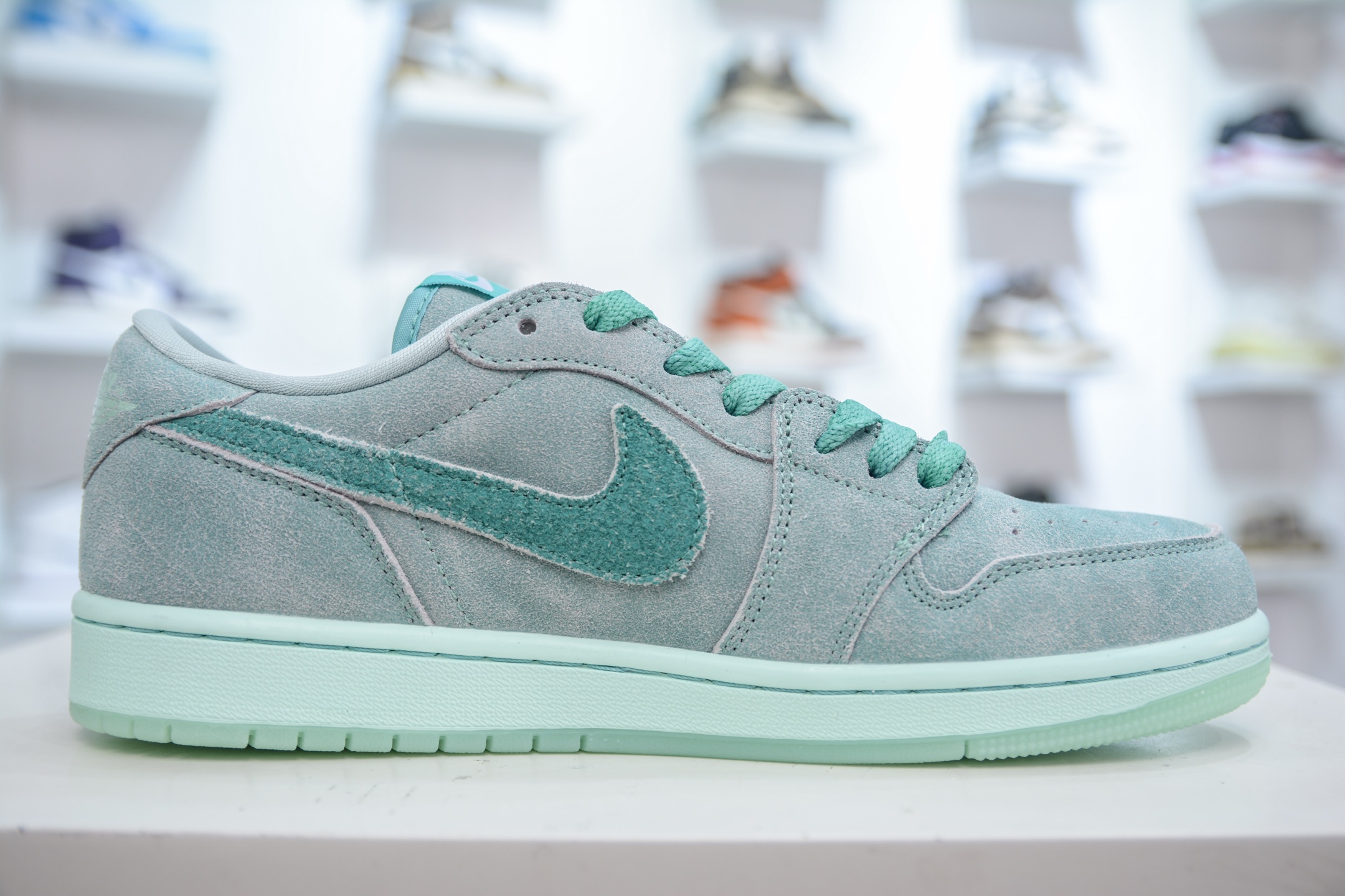 Air Jordan 1 Low 薄荷绿 AJ1乔1低帮休闲板鞋 HQ8111-300-莆田鞋,莆田鞋货源,高仿鞋,高仿鞋货源,安福档口,莆田高仿鞋,莆田鞋批发,高仿鞋批发,莆田高仿运动鞋,高仿运动鞋,莆田运动鞋 Air Jordan 1 Low 薄荷绿 AJ1乔1低帮休闲板鞋 HQ8111-300