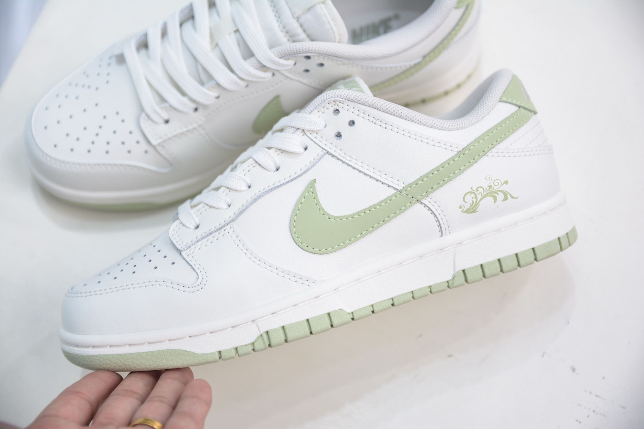 Nike Dunk Low 'Spring Letter' - Almond Milk/Light Green - Breathable 8 i1750277473457 64 0 6