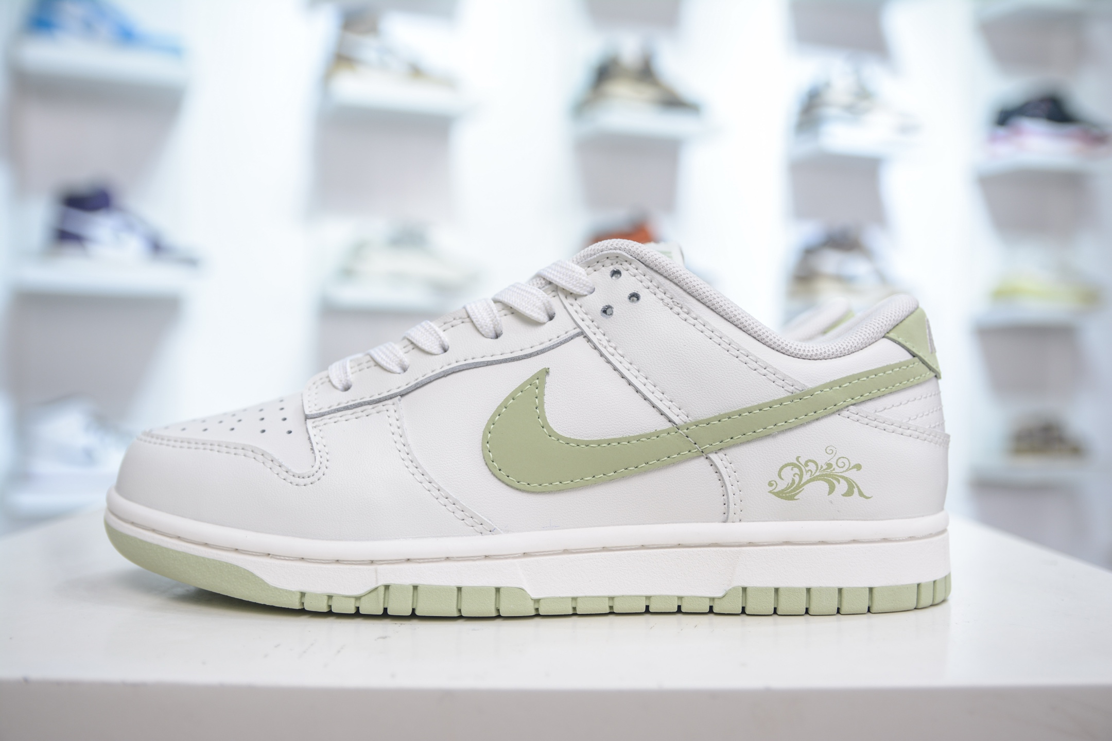 Nike Dunk Low 'Spring Letter' - Almond Milk/Light Green - Breathable 2 i1750277474841 8638 0 0