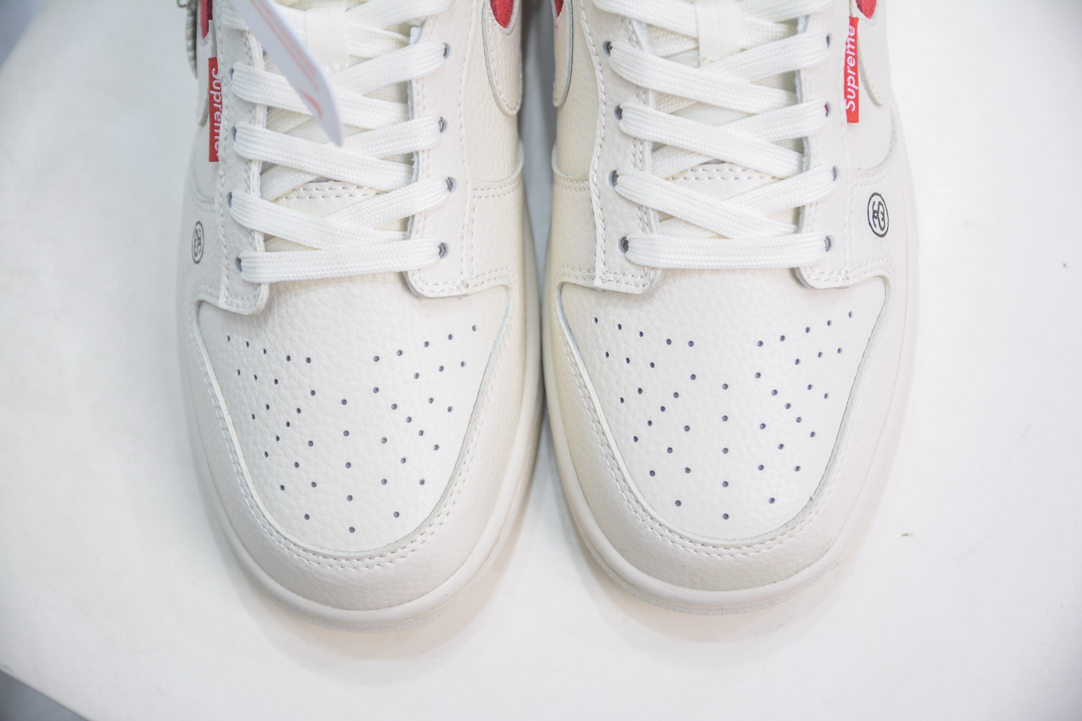 Nike SB Dunk Low x Stussy SUP Collab - White/Red, Premium Quality Sneakers 9 i1750277520035 9150 0 8