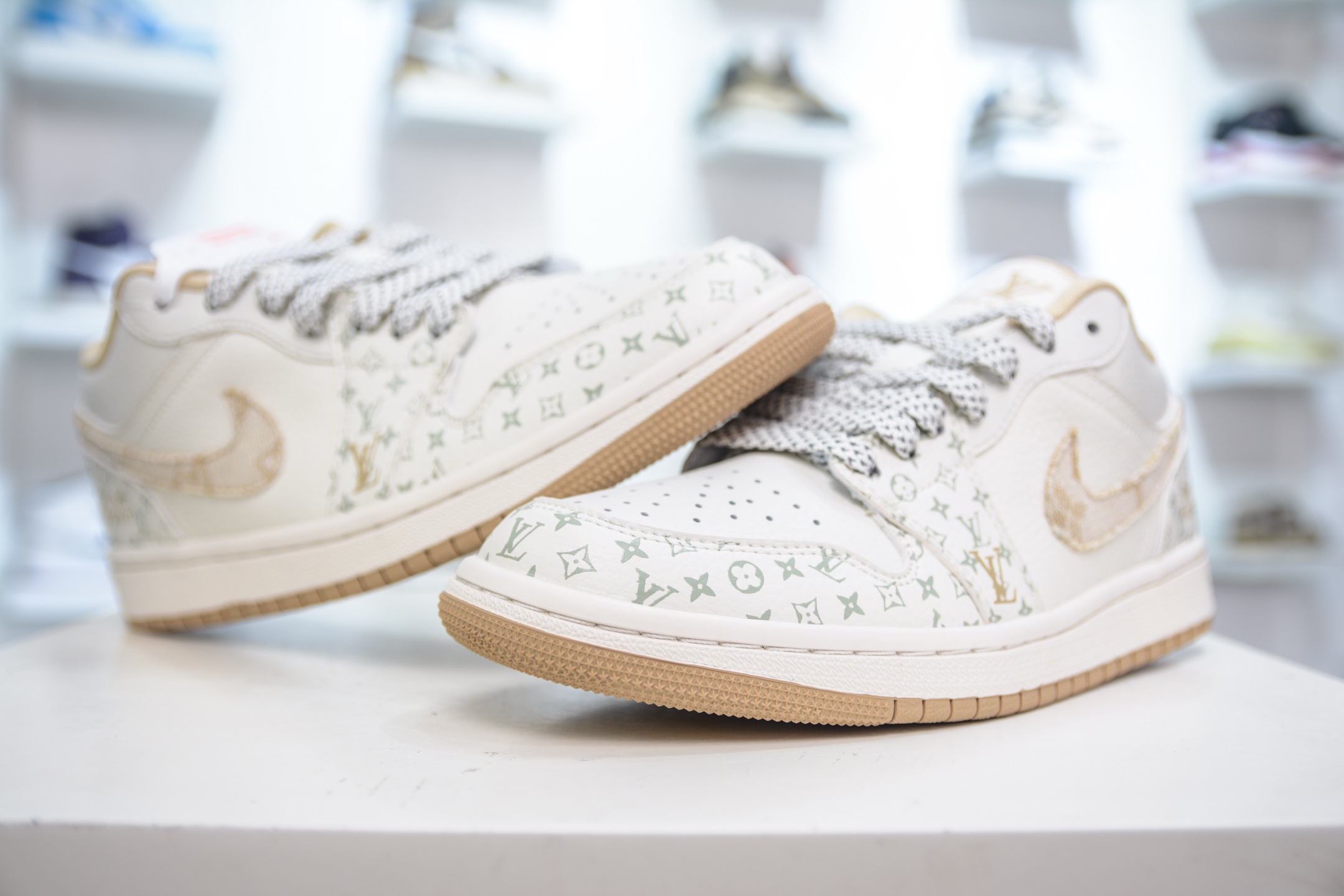 Nike Air Jordan 1 Low x Louis Vuitton White/Yellow Premium Leather Sneakers 5 i1750279067119 3217 0 3