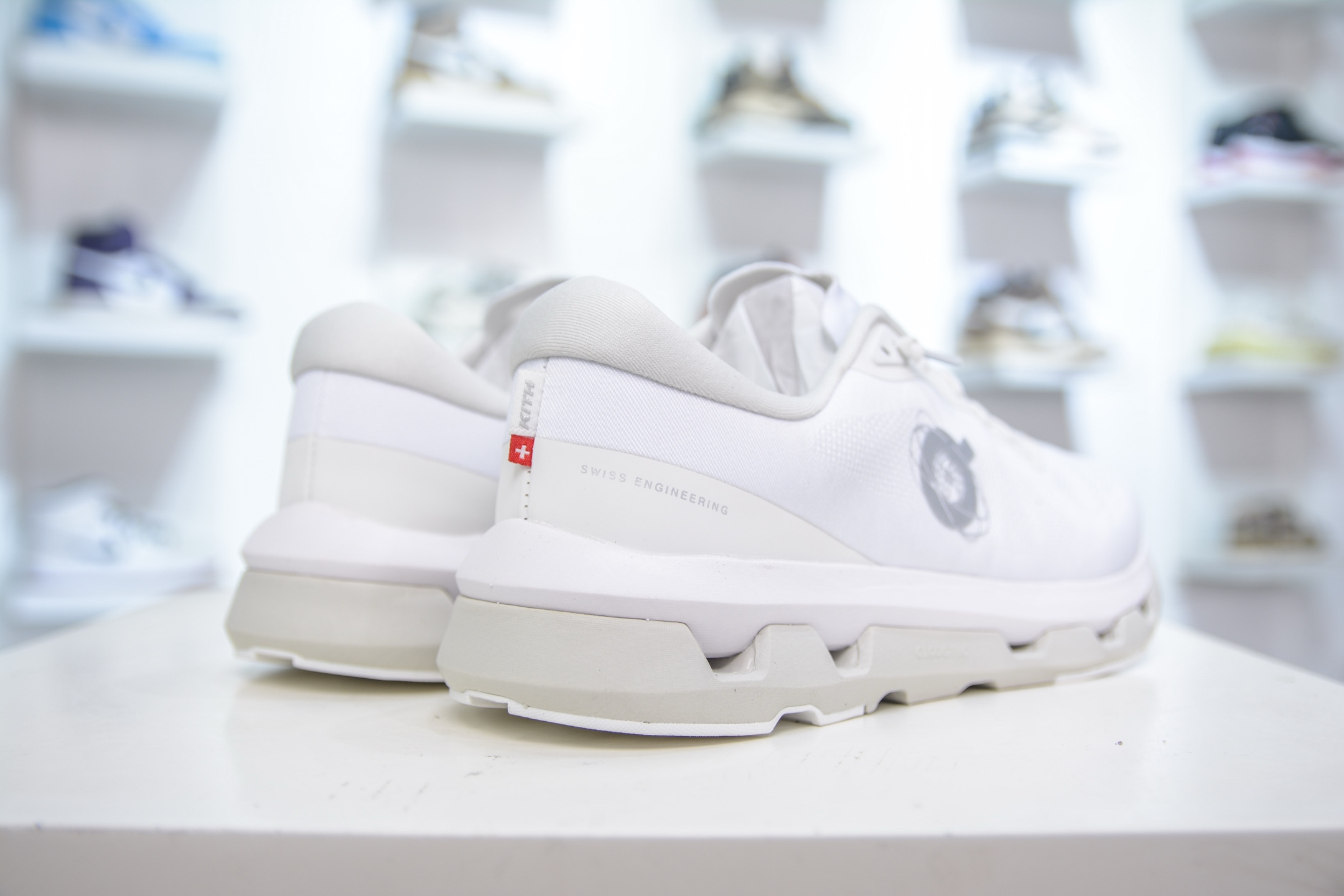 KITH x On Cloudzone White Running Shoes - Comfortable, Durable, and Stylish 6 i1750279149950 3326 0 5
