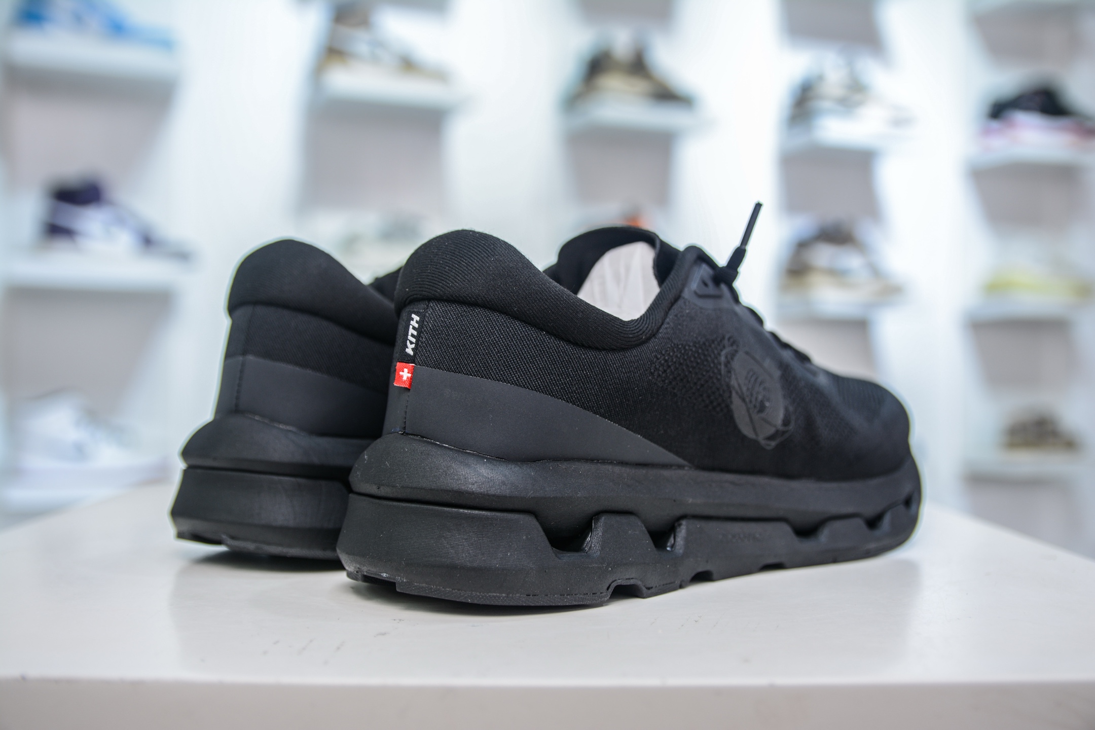 Kith x On Cloudzone Running Shoes - Comfortable, Slip-Resistant, Durable 7 i1750279246209 2369 0 5