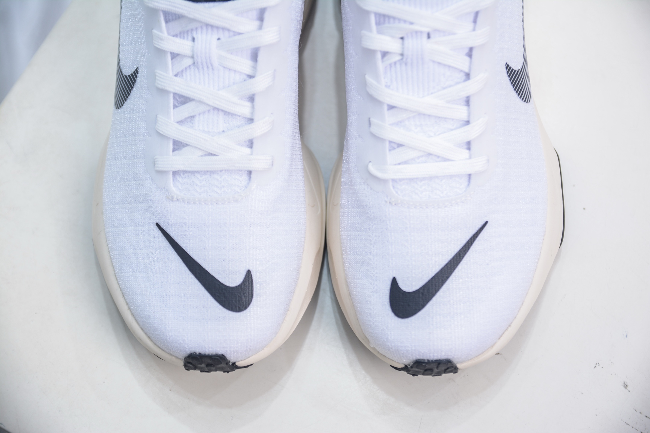 Nike ZoomX Invincible Run Flyknit 3 Running Shoes - Lightweight & Breathable 9 i1750279499937 2690 0 8