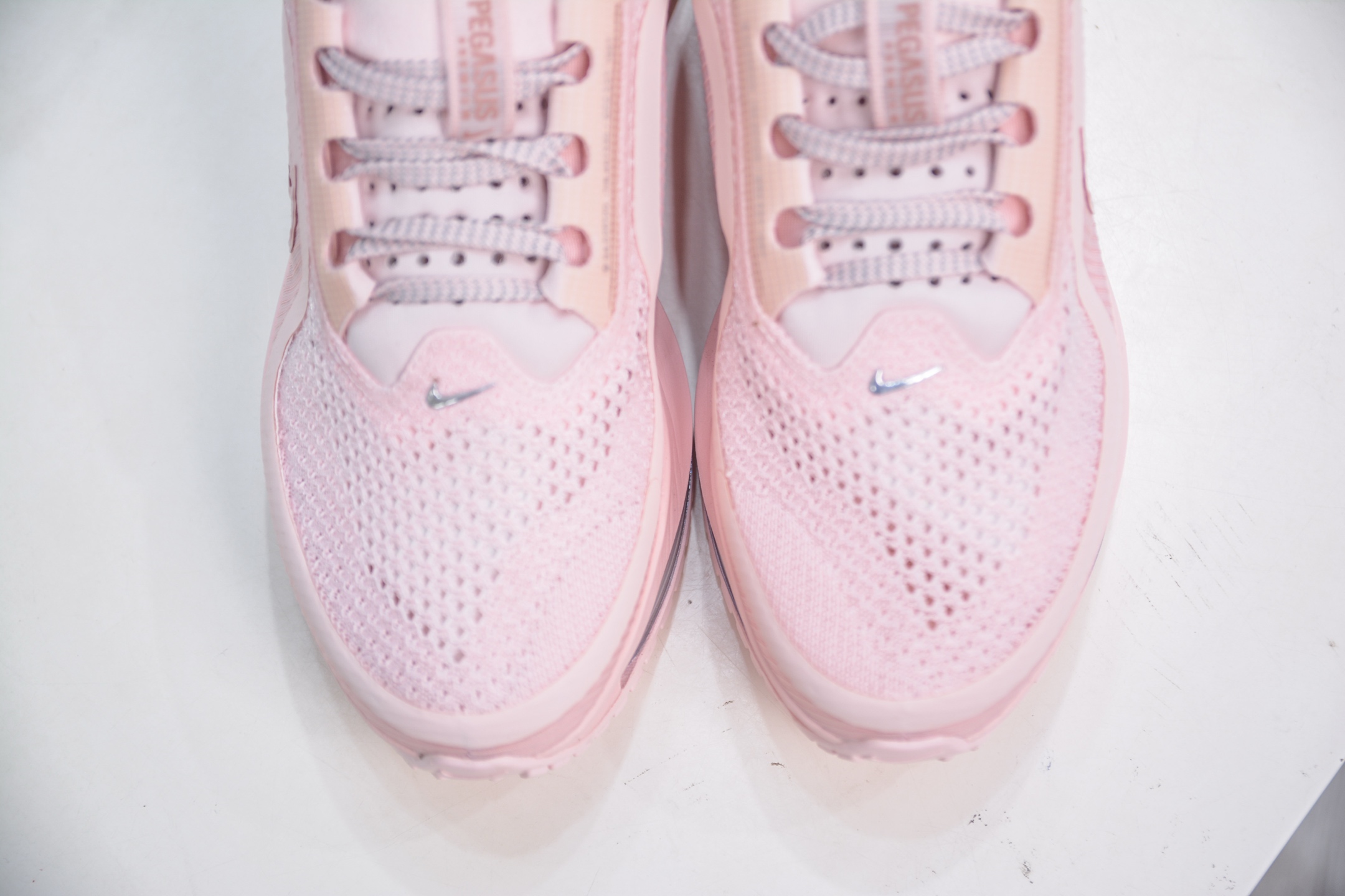 Nike Air Zoom Pegasus Premium Running Shoes - Full-Length Air Cushioning 9 i1750279613442 3569 0 8