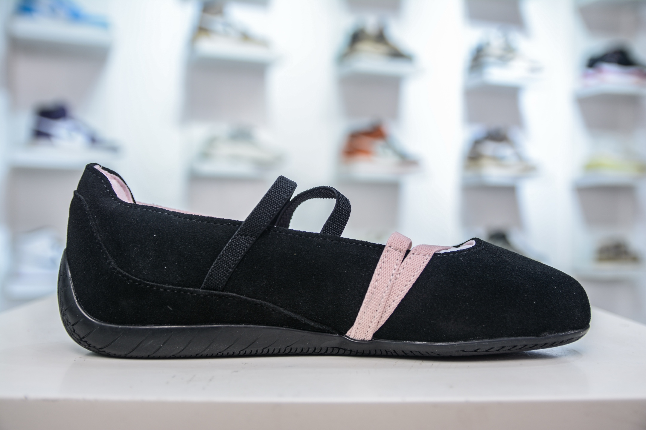 180 TOP纯原 PUMA Speedcat Ballerina 彪马柔软舒适防滑耐磨低帮生活休闲鞋芭蕾舞鞋单鞋玛丽珍鞋 401287-02-Chinese UA Cheap High Quatity Brand Clothes Bags handbags Sneakers wholesale wholesaler seller from China Factory suppliers Fashion Clothing Shoes best Quality Beautiful Price 180 TOP纯原 PUMA Speedcat Ballerina 彪马柔软舒适防滑耐磨低帮生活休闲鞋芭蕾舞鞋单鞋玛丽珍鞋 401287-02