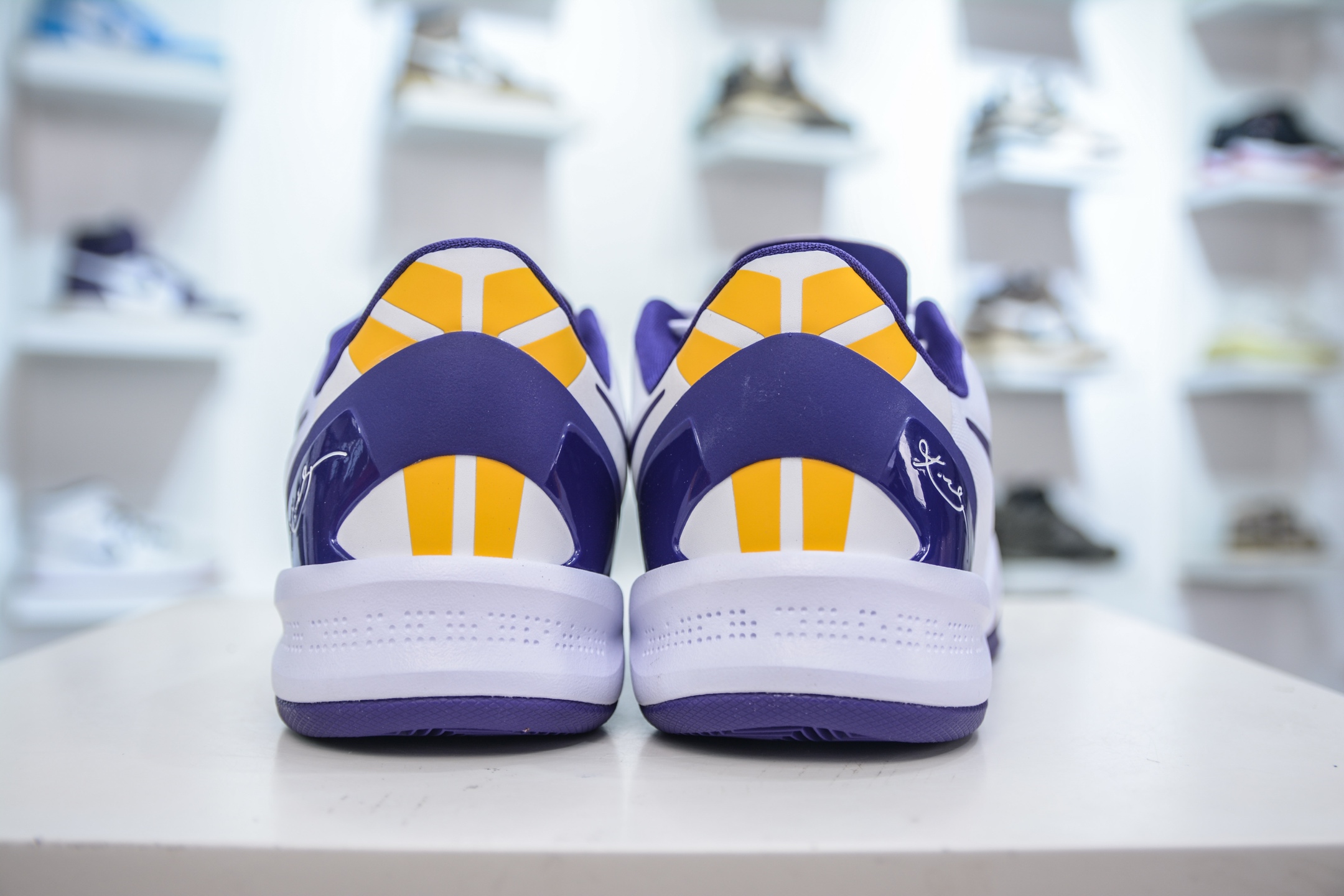 380 TOP纯原 NK Zoom Kobe Ⅷ System 科比8代复刻实战运动低帮文化篮球鞋 湖人白紫 HF7485-001-Chinese UA Cheap High Quatity Brand Clothes Bags handbags Sneakers wholesale wholesaler seller from China Factory suppliers Fashion Clothing Shoes best Quality Beautiful Price 380 TOP纯原 NK Zoom Kobe Ⅷ System 科比8代复刻实战运动低帮文化篮球鞋 湖人白紫 HF7485-001