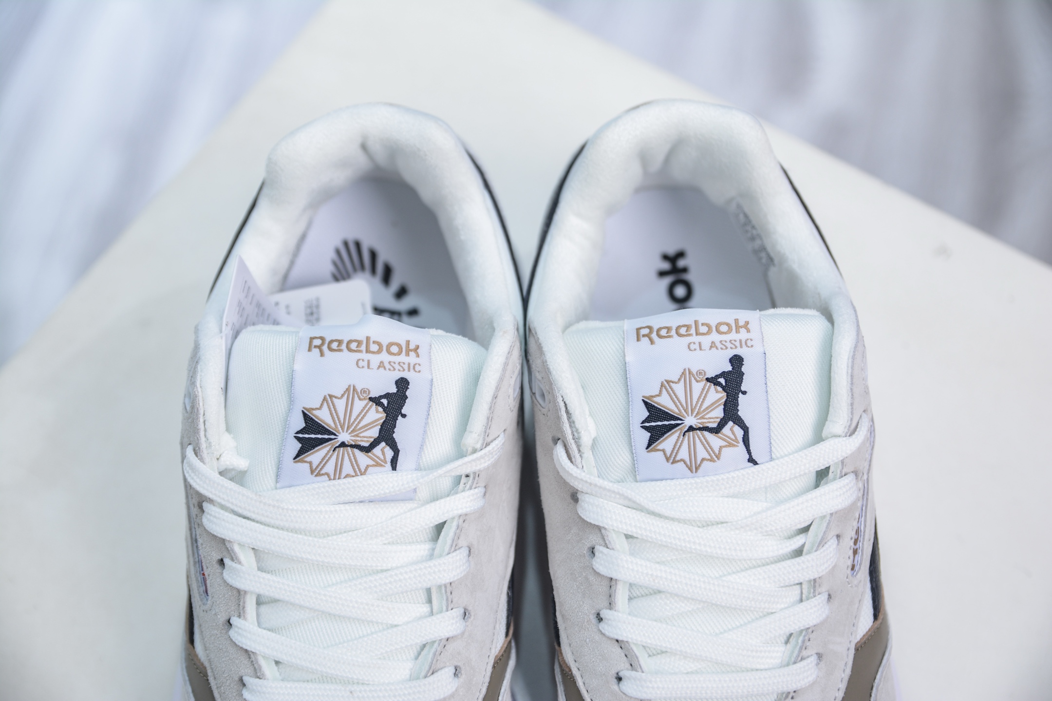 Reebok Classic Harman Ripple Low-Top Sneakers: Retro Style, Modern Comfort 9 i1750431610298 2210 0 7