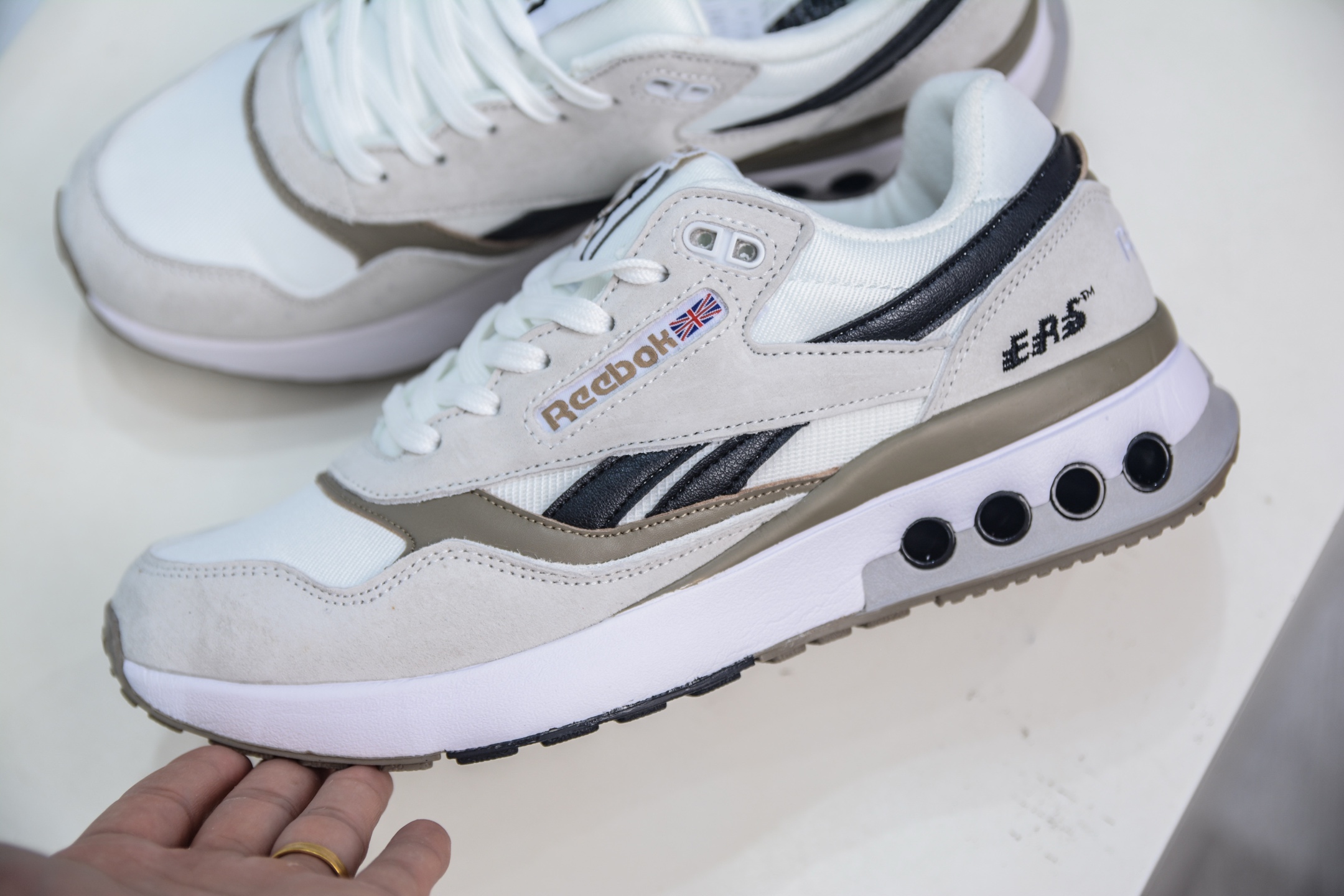 Reebok Classic Harman Ripple Low-Top Sneakers: Retro Style, Modern Comfort 8 i1750431611244 5270 0 6