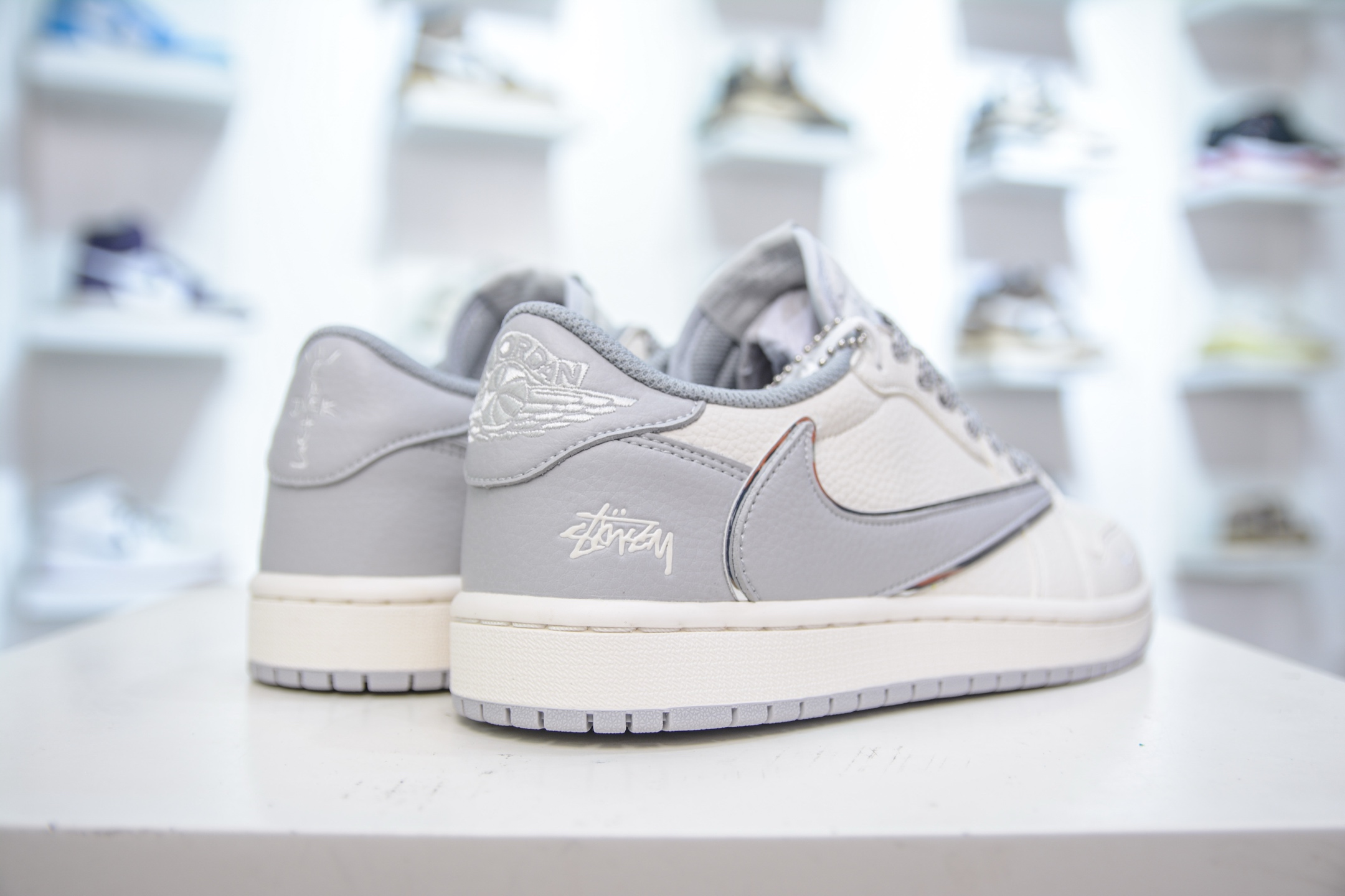 TS x Air Jordan x Stussy Air Jordan 1 Low Sneakers, Cream White/Gray 6 i1750431983606 1469 0 5