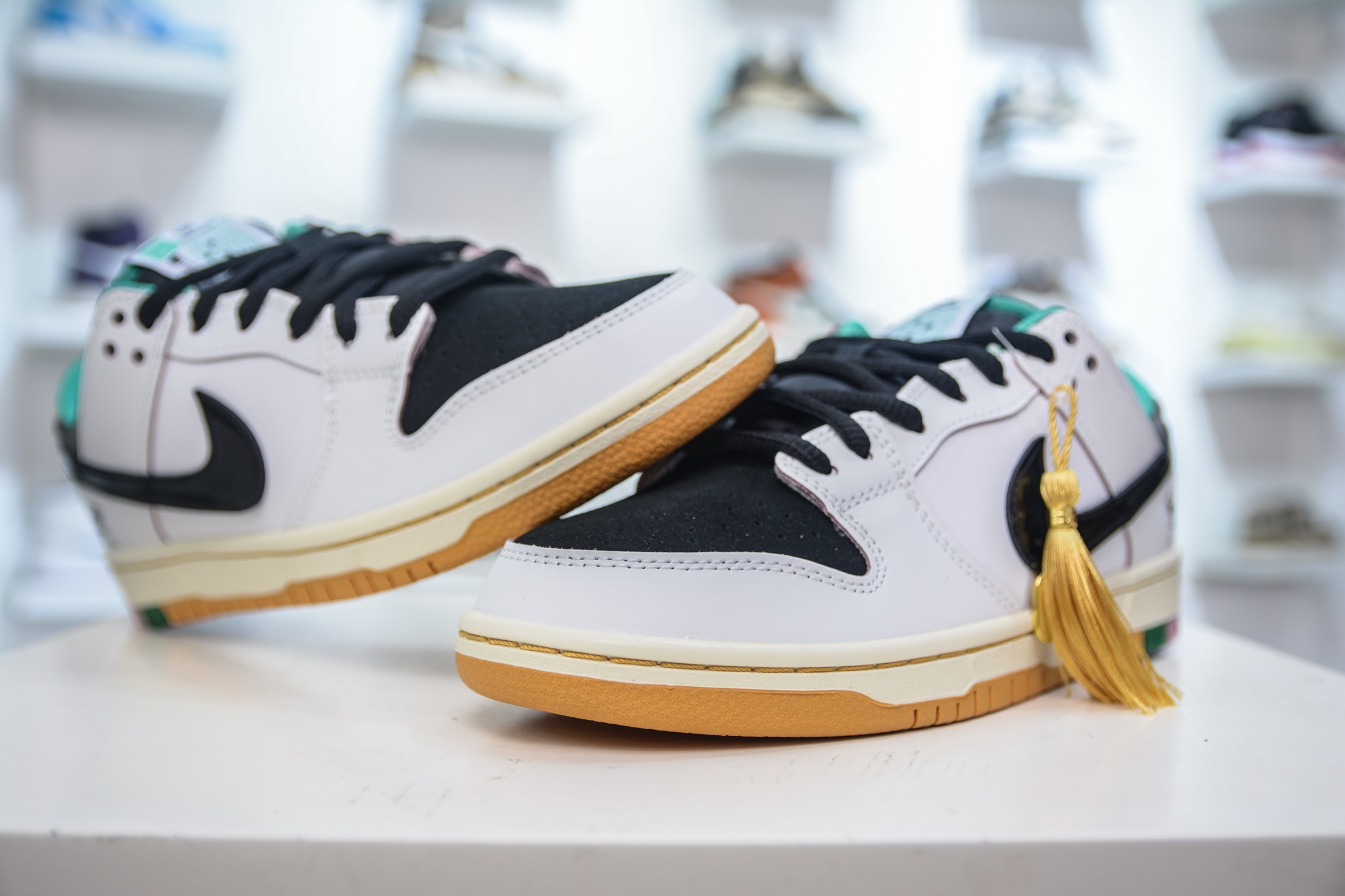 Nike SB Dunk Low White Black Casual Sneakers HJ4132-100 4 i1750432044758 3417 0 3