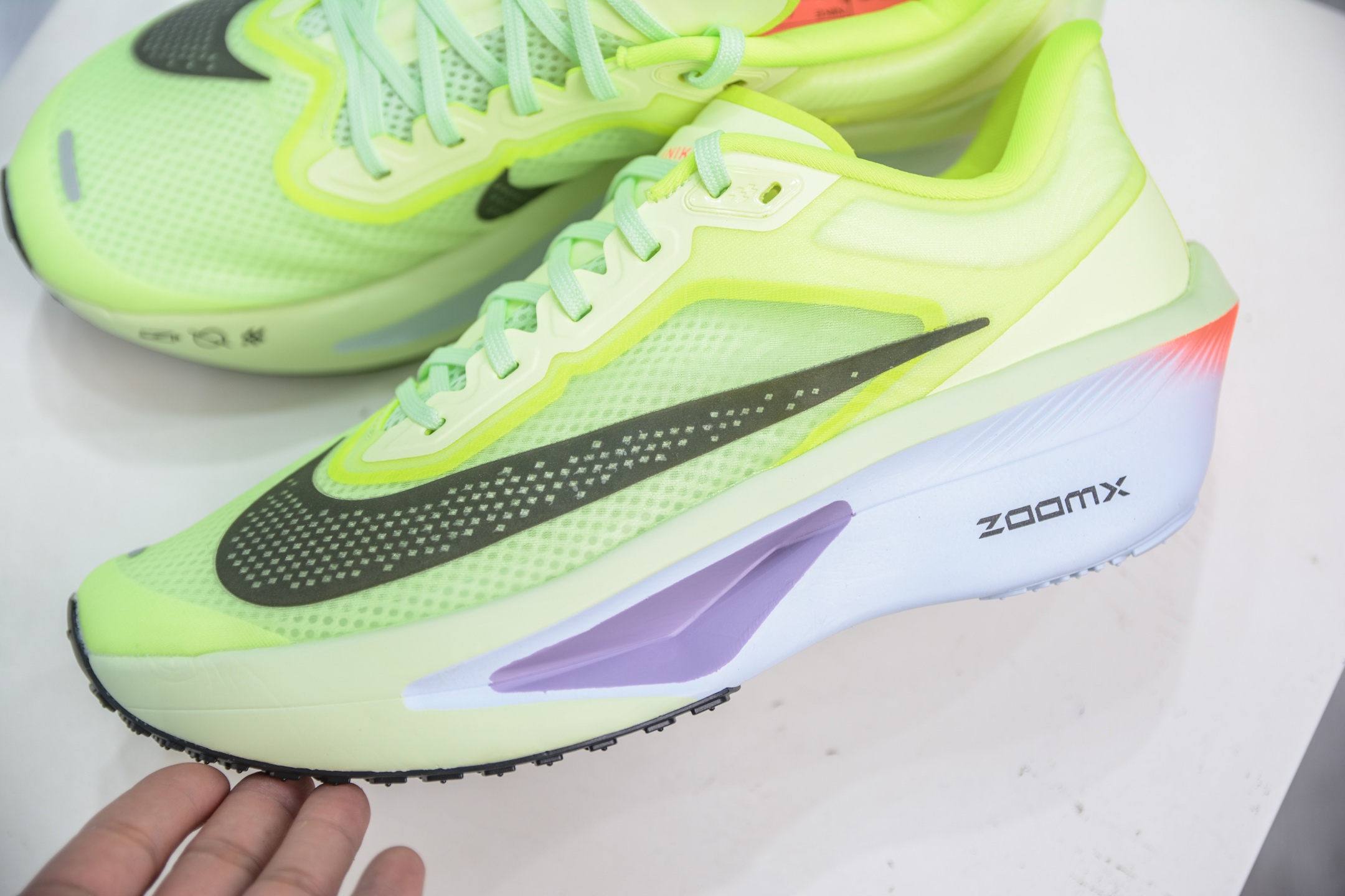 Nike Zoom Fly 6 Lightweight Running Shoes - Flyknit Low Top Sneakers 7 i1750432098266 7214 0 6
