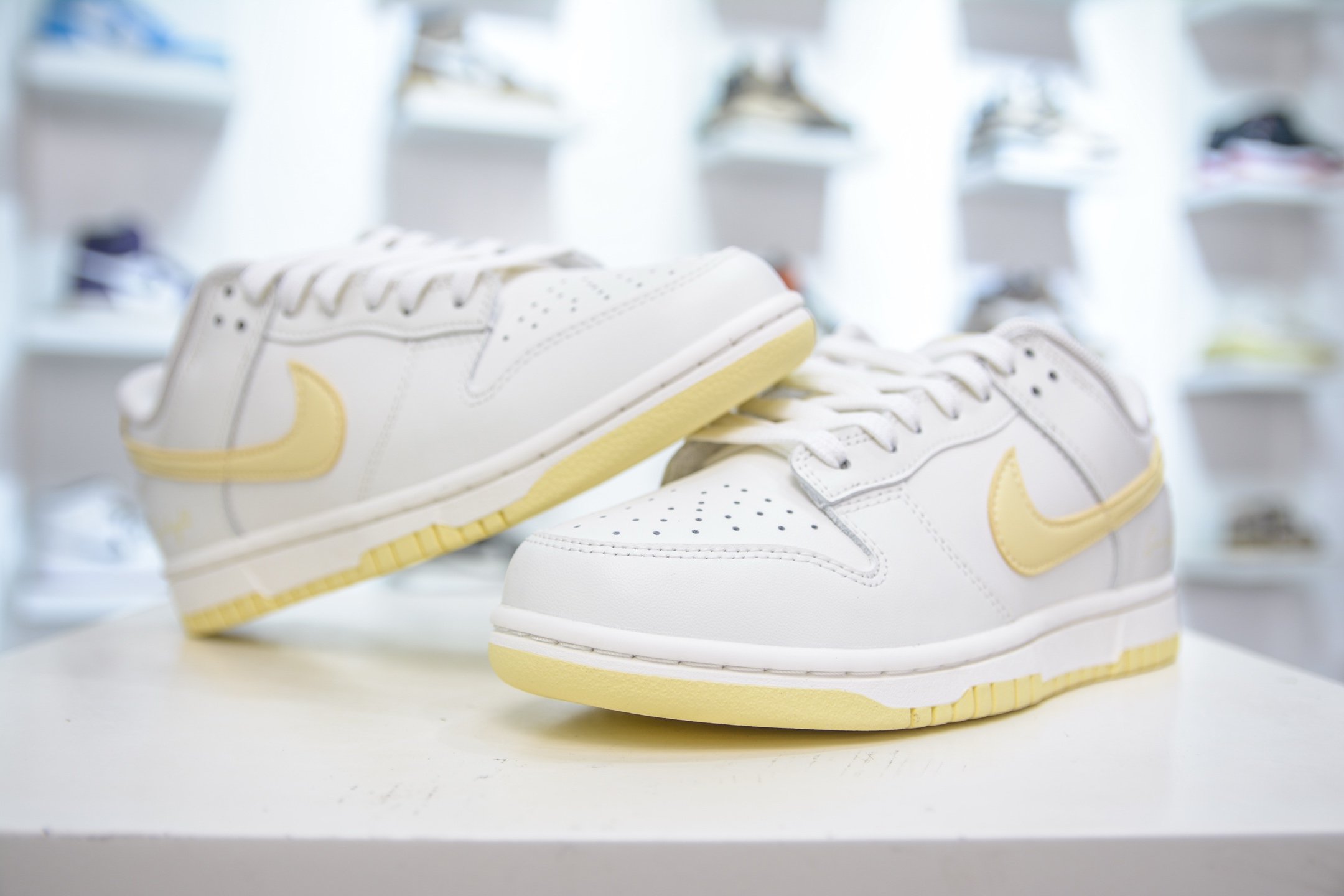 Nike Dunk Low 'Cloud Yarn Honey Realm' Lemon Yellow Women's Shoes 5 i1750432211731 5822 0 3