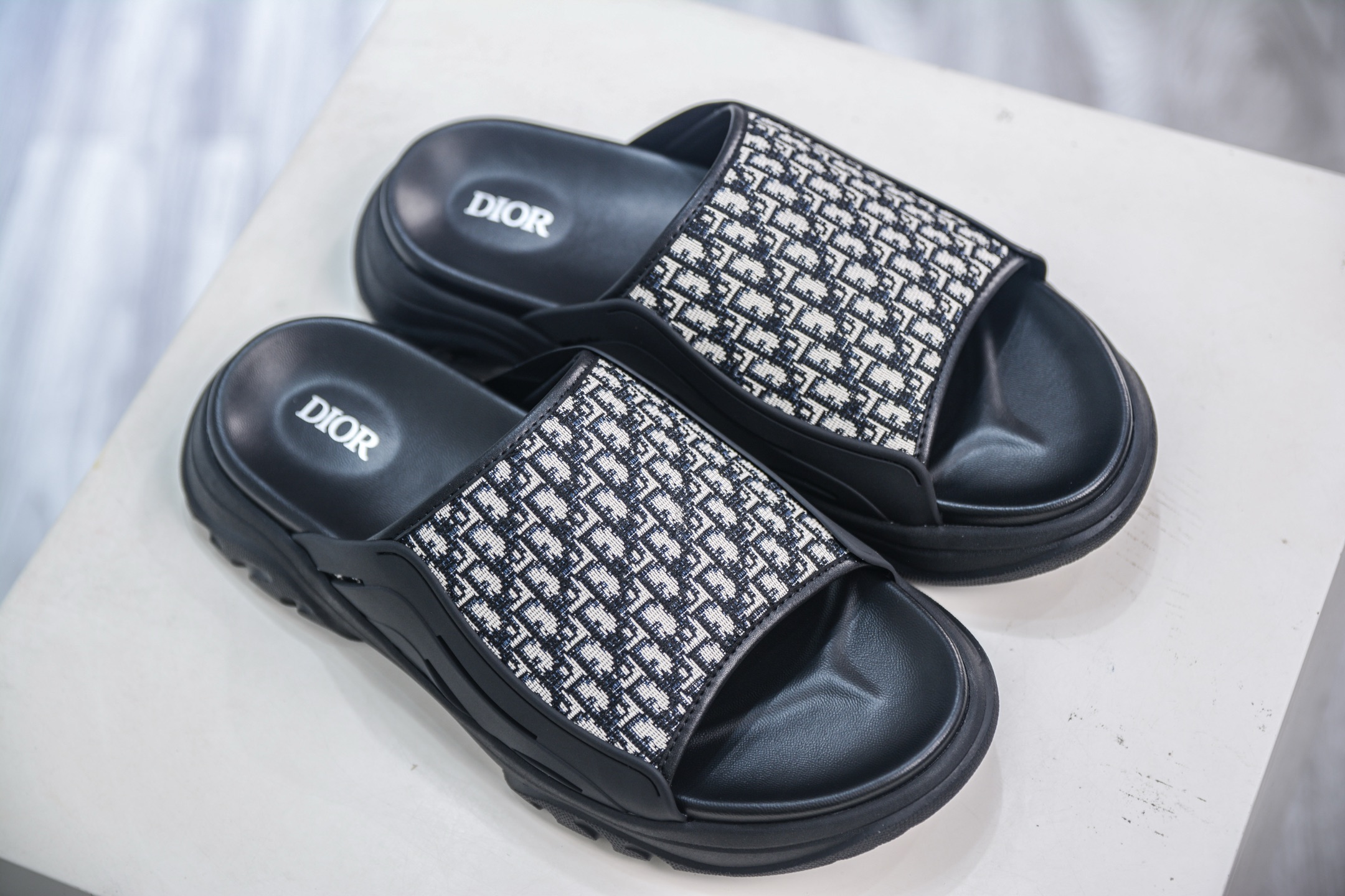 Dior H-Town Oblique Slides: Black Rubber Sandals with Modern Design 8 i1750432585854 3753 0 6