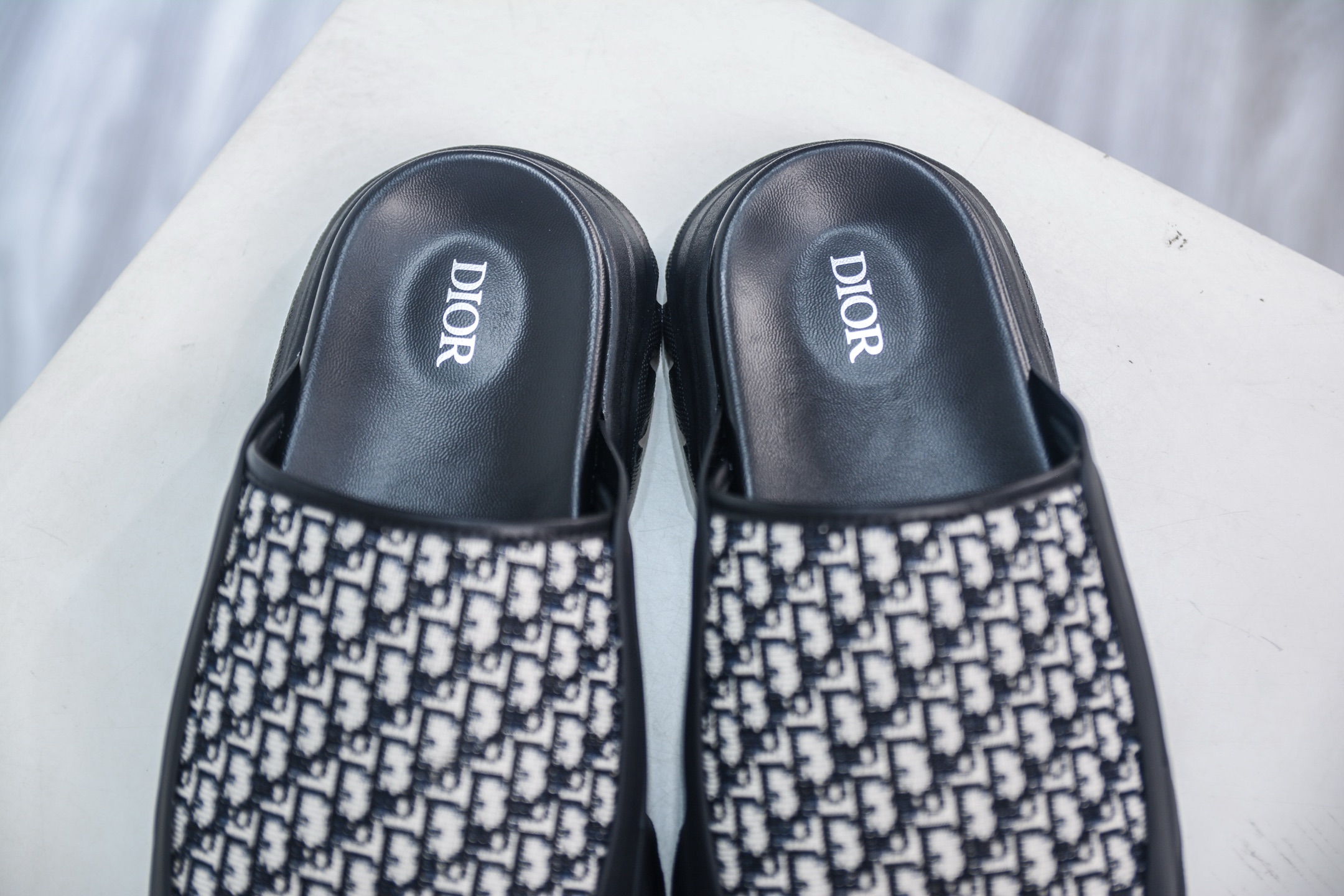 Dior H-Town Oblique Slides: Black Rubber Sandals with Modern Design 9 i1750432585905 5484 0 7