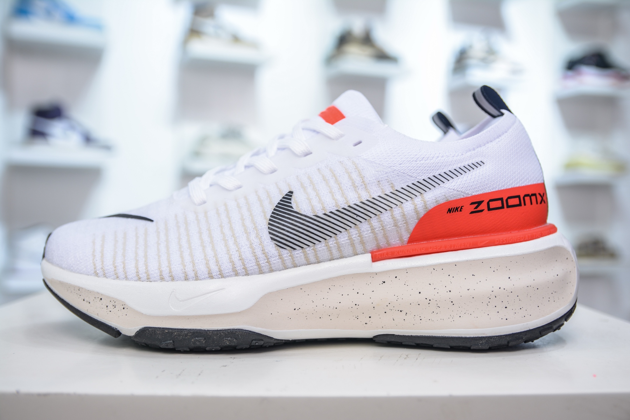 Nike ZoomX Invincible Run Flyknit 3: Lightweight, Responsive Running Shoes 2 i1750432719072 1421 0 0