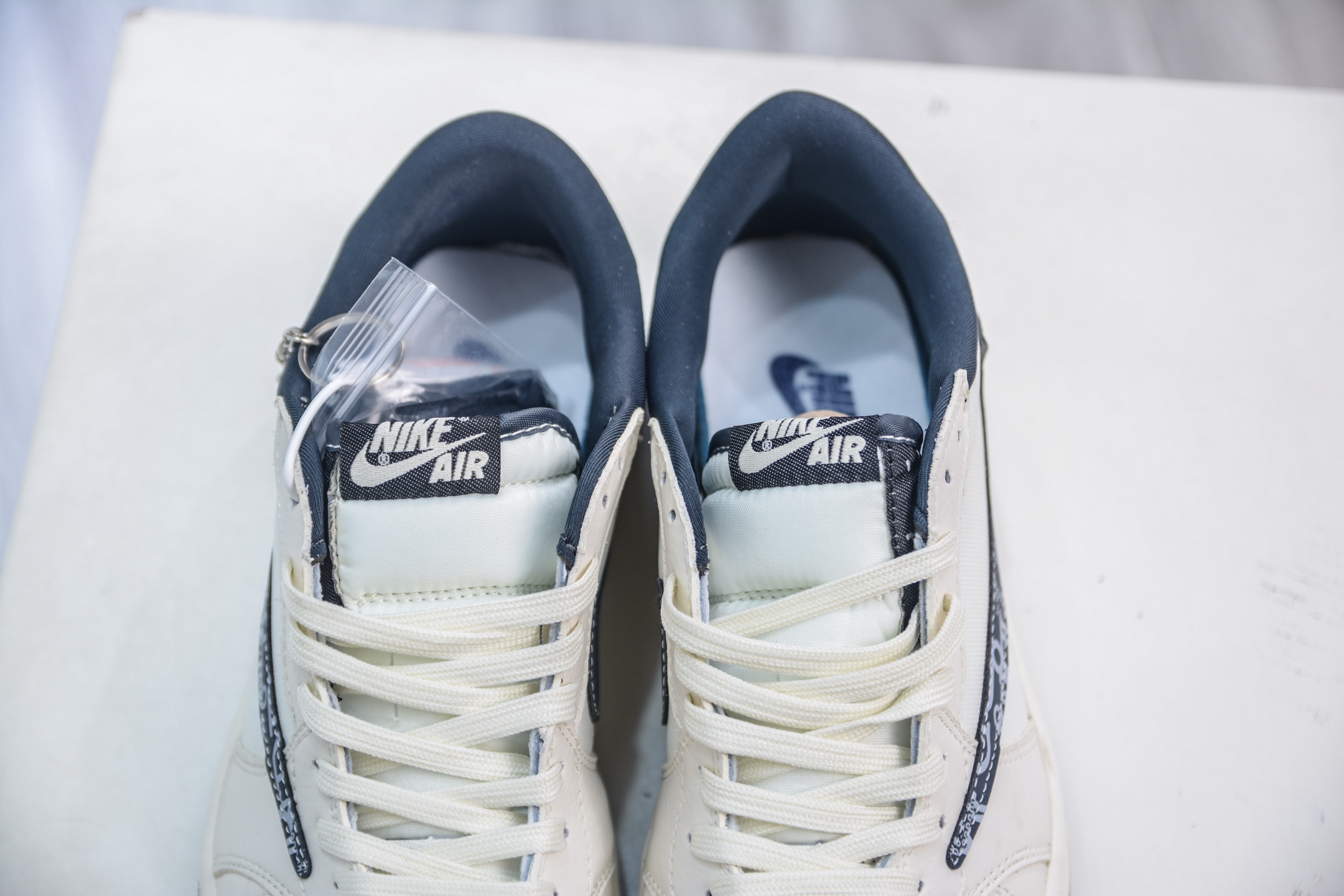 TS x Air Jordan 1 Low x Dior White & Navy Custom Sneakers Collab 8 i1750522488051 393 0 7