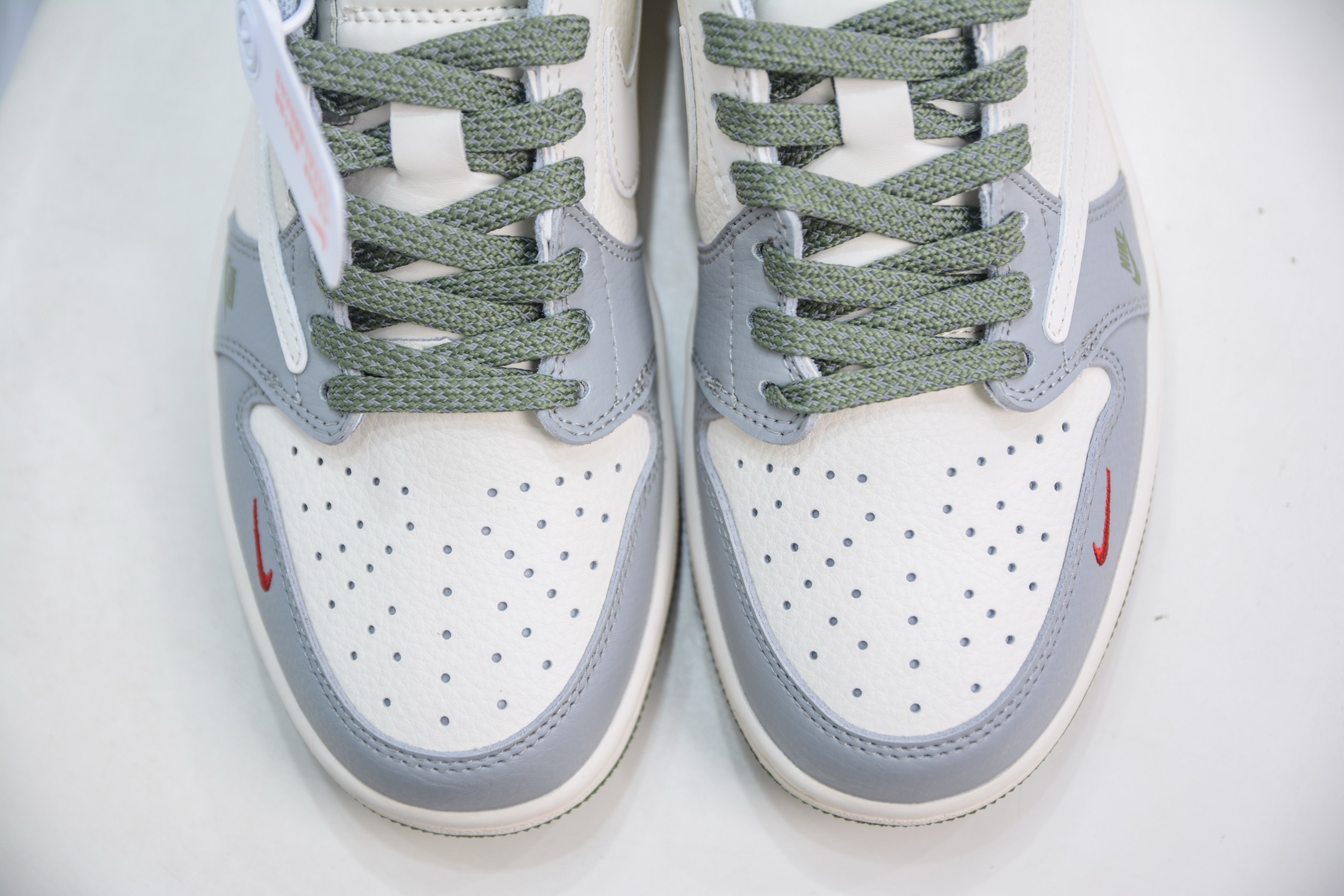 TS x Air Jordan 1 Low Givenchy Custom White Gray Green Sneakers 9 i1750522551306 6556 0 8