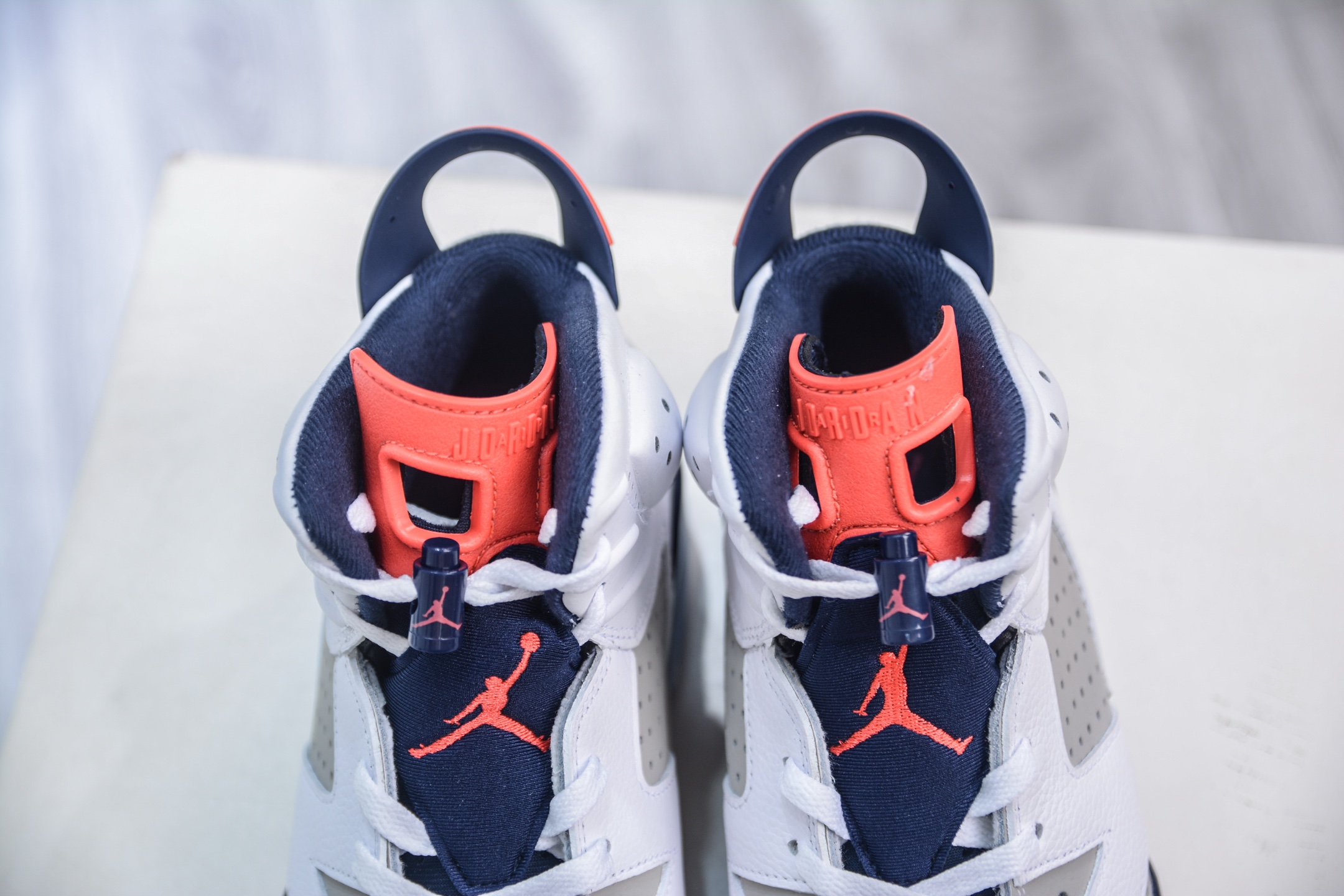 Air Jordan AJ6 ”Tinker” 手稿白蓝红 乔丹AJ6代中帮复古休闲文化篮球鞋 384664-104-莆田鞋,莆田鞋货源,高仿鞋,高仿鞋货源,安福档口,莆田高仿鞋,莆田鞋批发,高仿鞋批发,莆田高仿运动鞋,高仿运动鞋,莆田运动鞋 Air Jordan AJ6 ”Tinker” 手稿白蓝红 乔丹AJ6代中帮复古休闲文化篮球鞋 384664-104