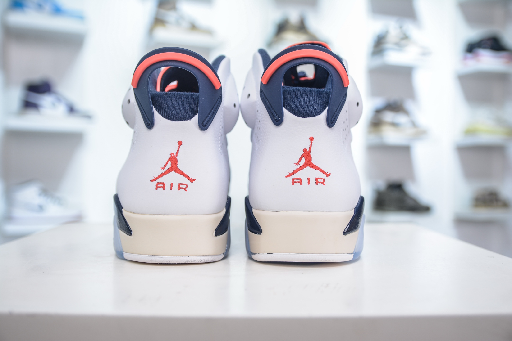 Air Jordan AJ6 ”Tinker” 手稿白蓝红 乔丹AJ6代中帮复古休闲文化篮球鞋 384664-104-莆田鞋,莆田鞋货源,高仿鞋,高仿鞋货源,安福档口,莆田高仿鞋,莆田鞋批发,高仿鞋批发,莆田高仿运动鞋,高仿运动鞋,莆田运动鞋 Air Jordan AJ6 ”Tinker” 手稿白蓝红 乔丹AJ6代中帮复古休闲文化篮球鞋 384664-104