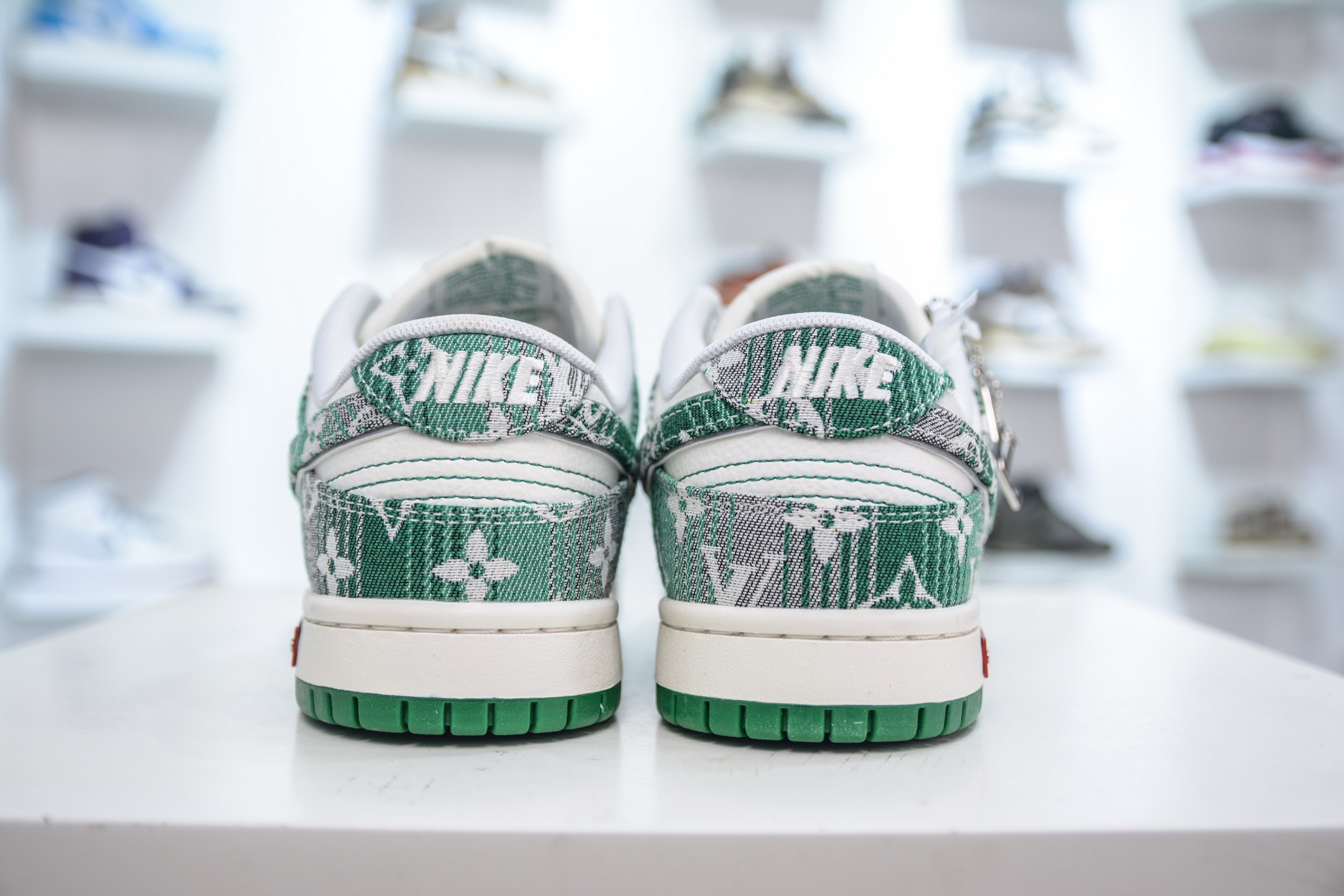 280 Nike SB Dunk Low x Louis Vuitton LV联名-白灰绿牛仔 SC9772-811