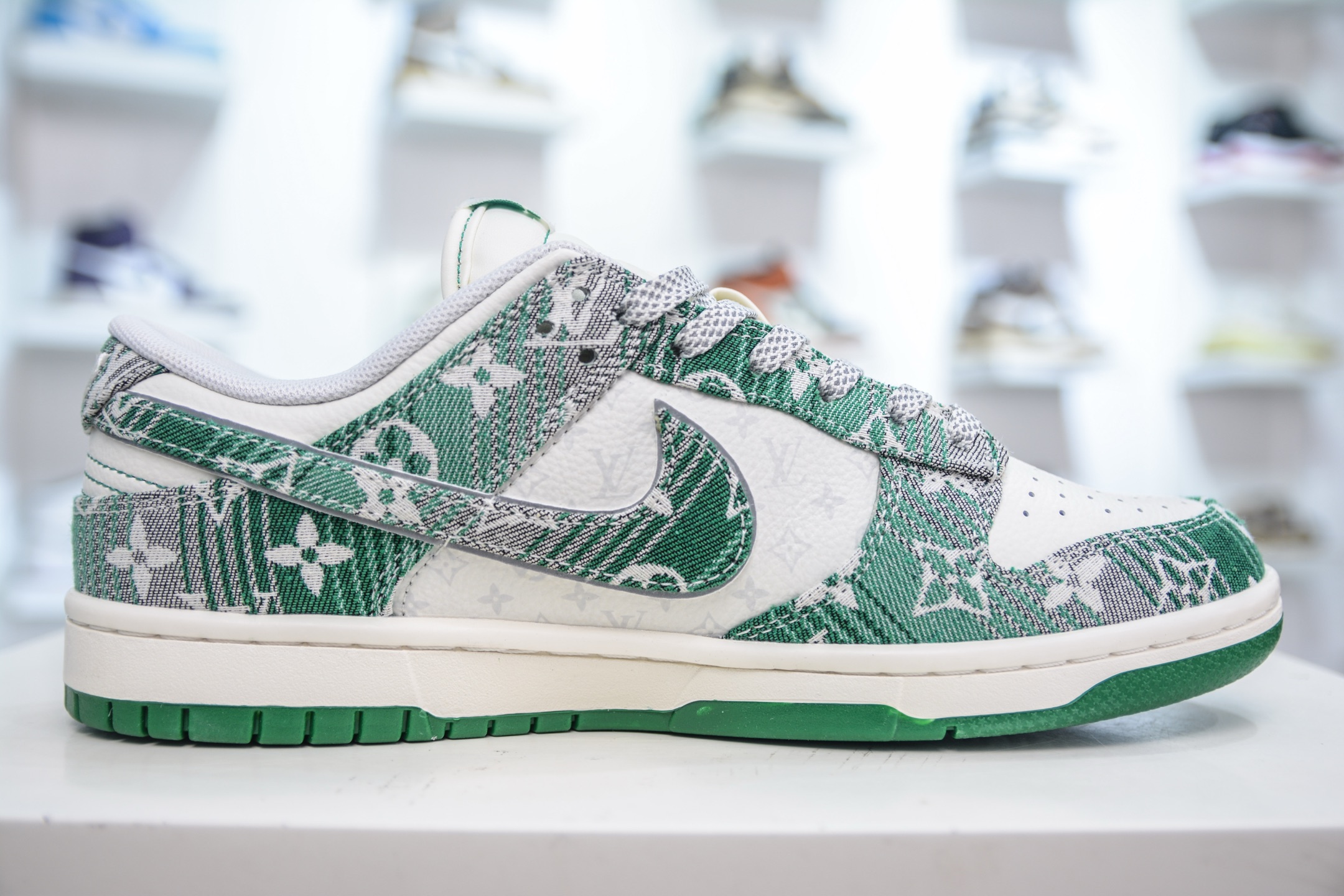 280 Nike SB Dunk Low x Louis Vuitton LV联名-白灰绿牛仔 SC9772-811