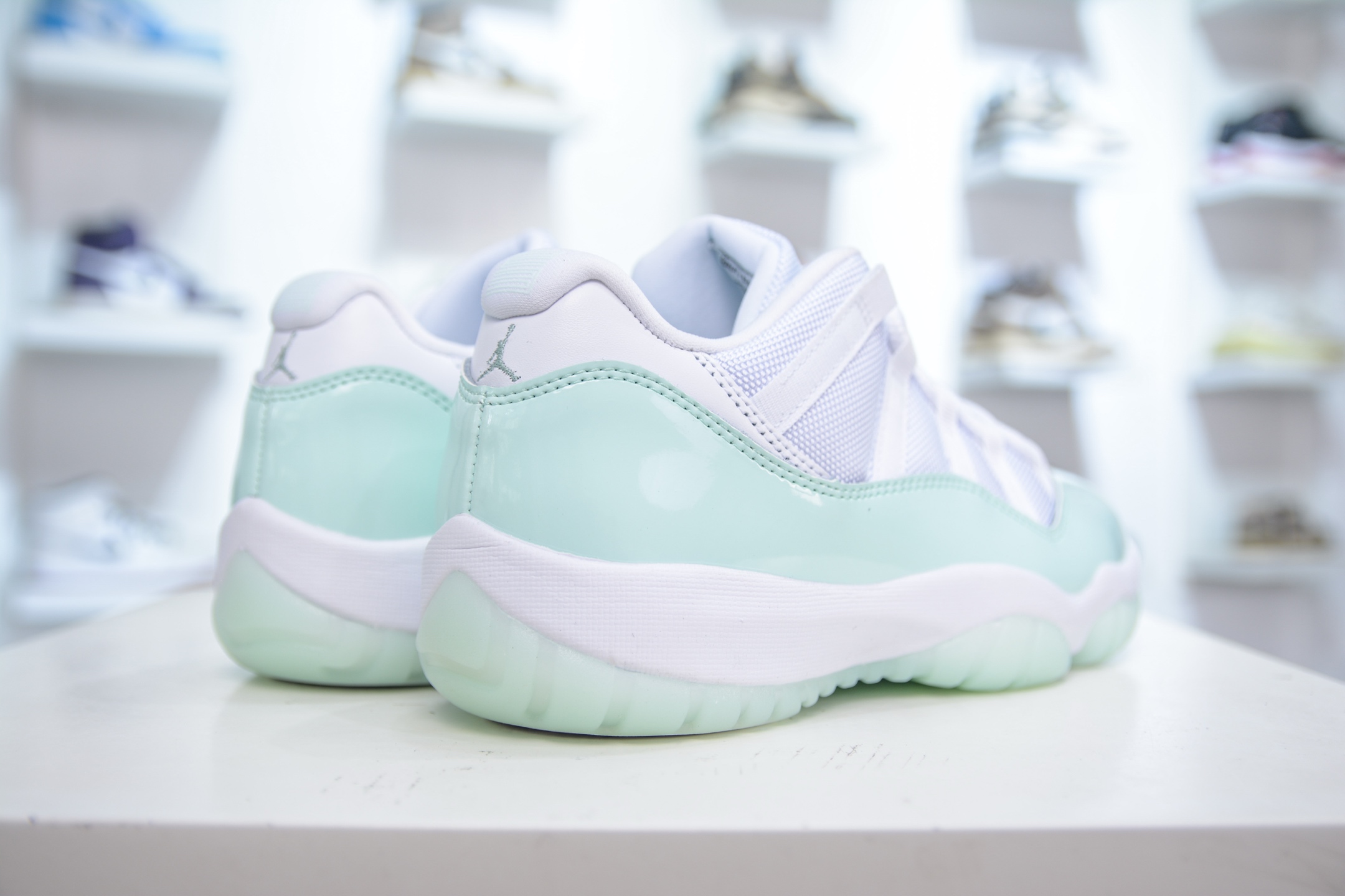 340 Nike Air Jordan 11 Retro Low”Igloo” 白薄荷绿 低帮运动文化篮球鞋 AH7860-103