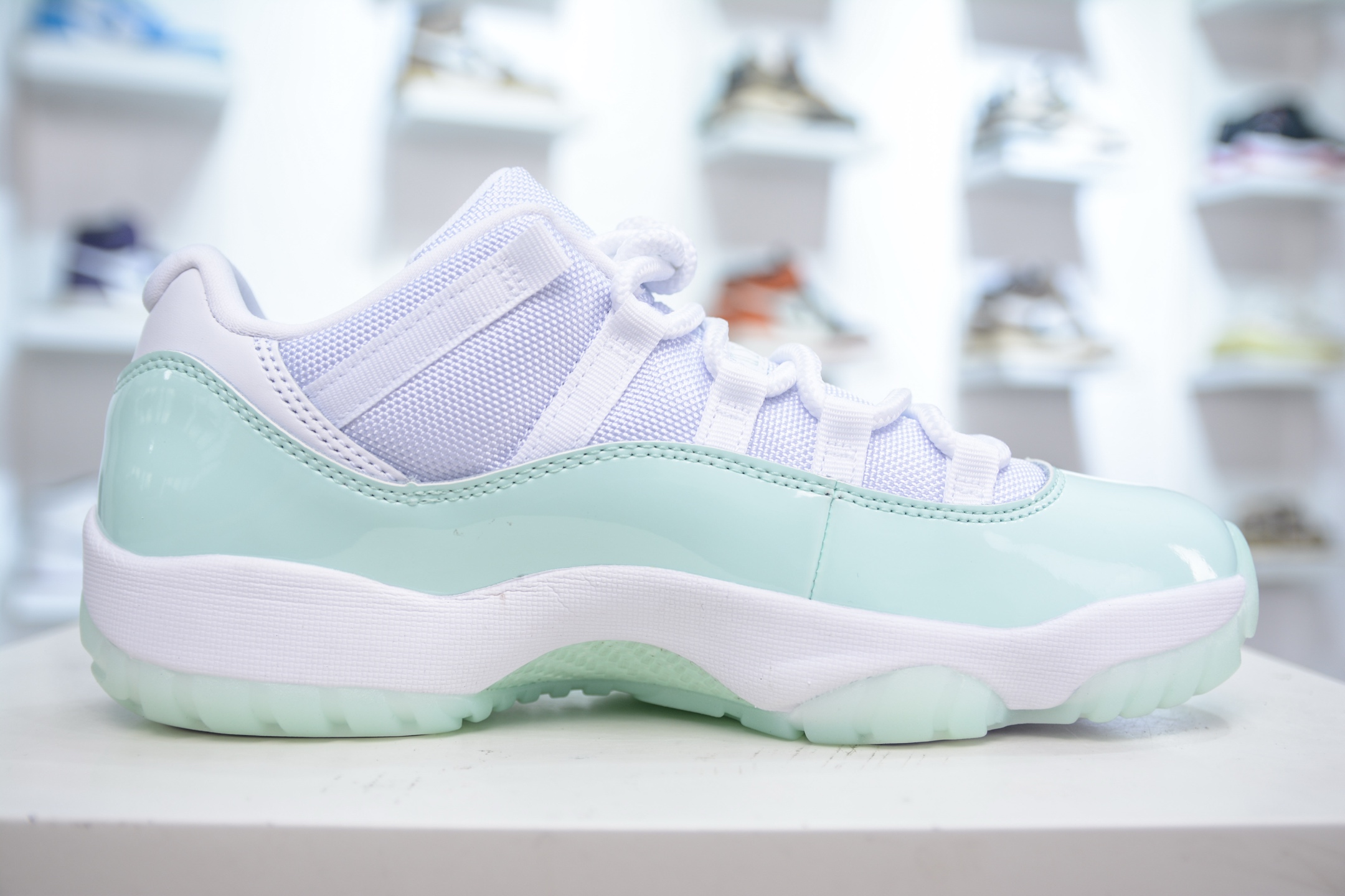 340 Nike Air Jordan 11 Retro Low”Igloo” 白薄荷绿 低帮运动文化篮球鞋 AH7860-103