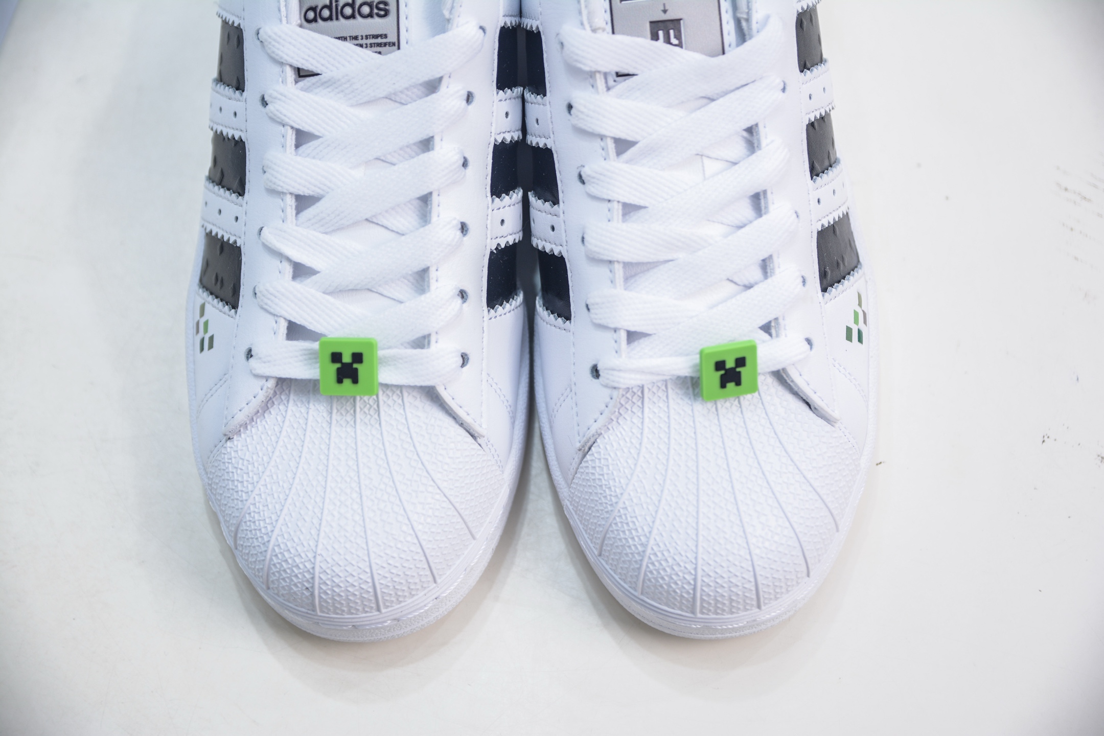 160 Adidas Originals Superstar 2代 JQ8749
