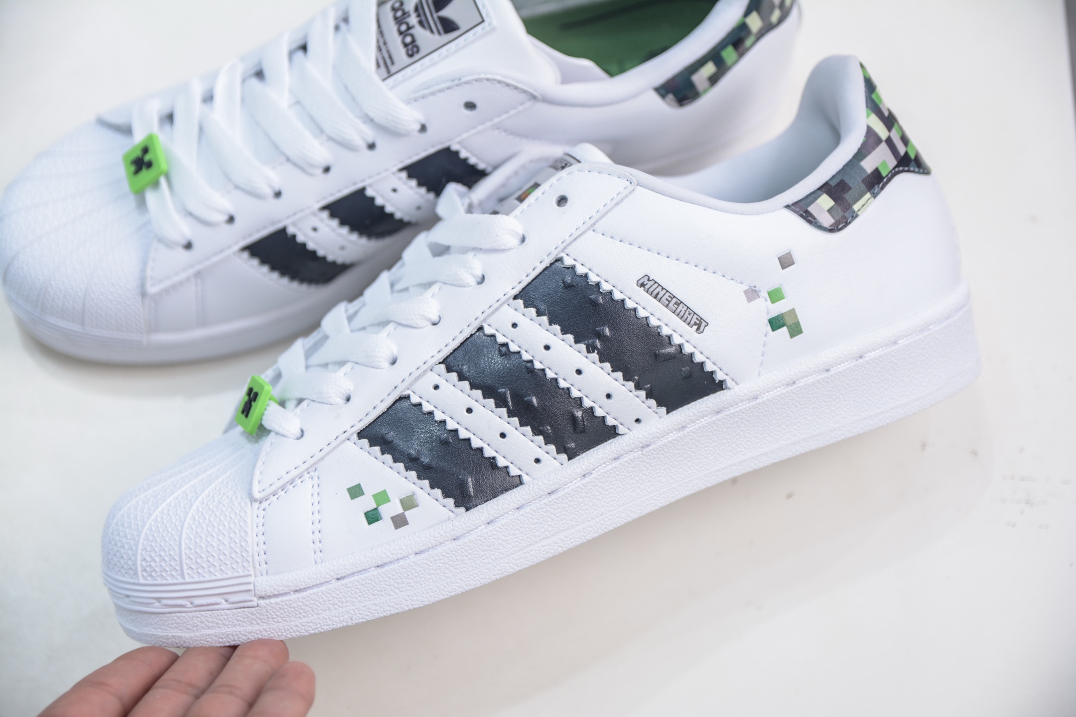 160 Adidas Originals Superstar 2代 JQ8749