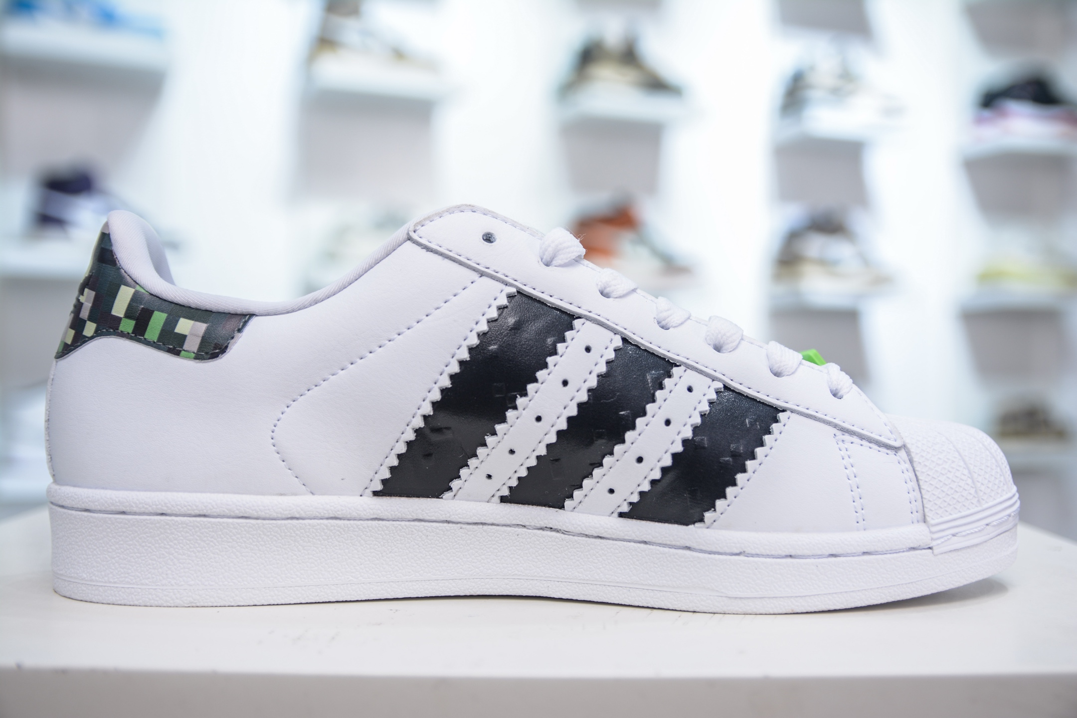 160 Adidas Originals Superstar 2代 JQ8749