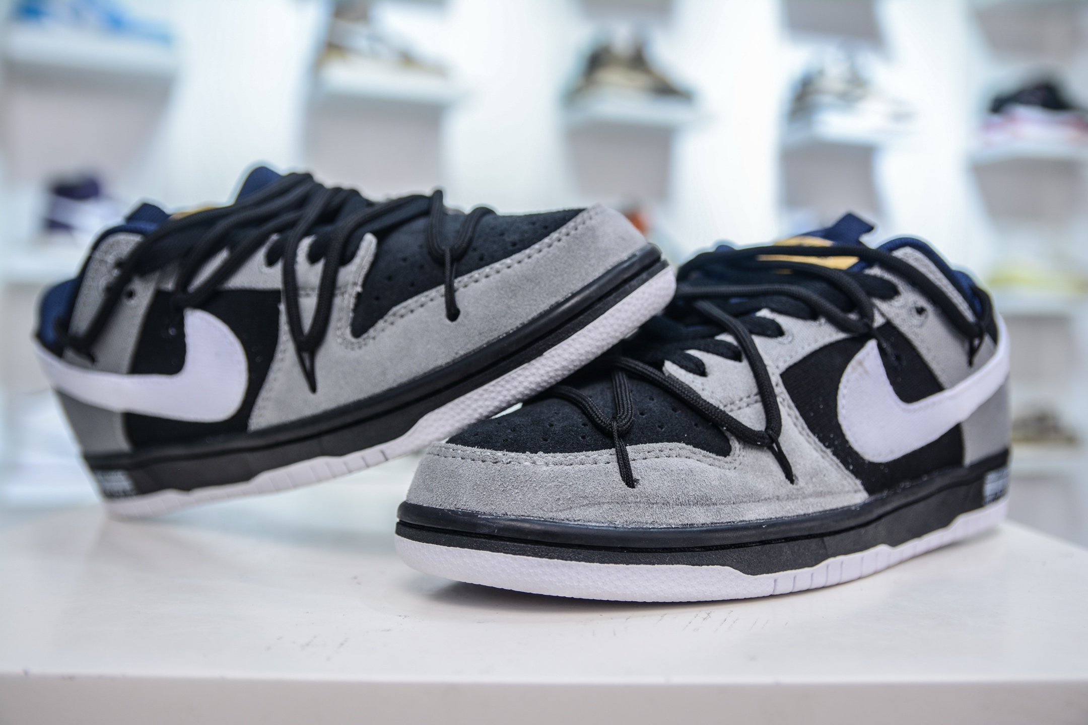 200 NK SB Dunk Low 解构绑带 陨石 荒漠废土 灰黑 DX6775-400