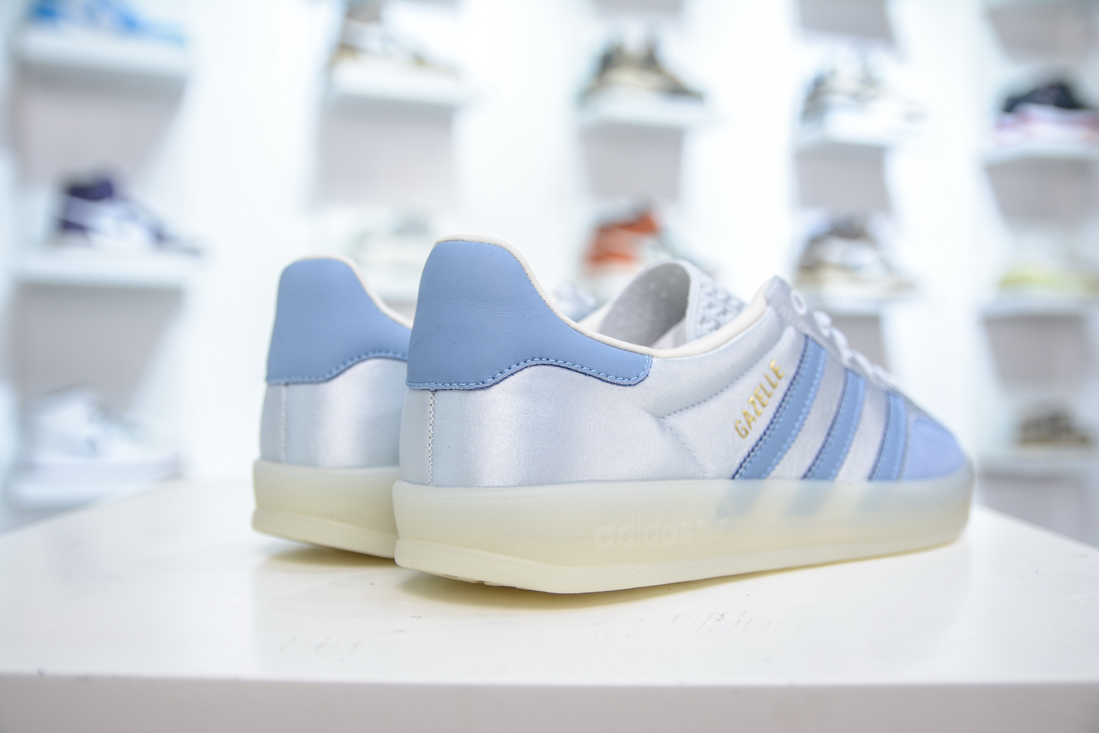 160 AD Gazelle Indoor Trainers 羚羊内训系列低帮复古百搭休闲运动德训风板鞋 JI2711-Chinese UA Cheap High Quatity Brand Clothes Bags handbags Sneakers wholesale wholesaler seller from China Factory suppliers Fashion Clothing Shoes best Quality Beautiful Price 160 AD Gazelle Indoor Trainers 羚羊内训系列低帮复古百搭休闲运动德训风板鞋 JI2711