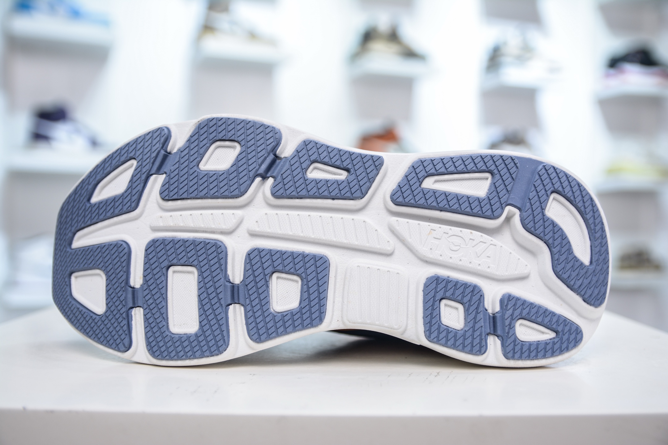 180 HOKA ONE ONE Bondi 9 克利夫顿9代系列 低帮厚底网织轻量休闲运动慢跑鞋 1162011/VTYN