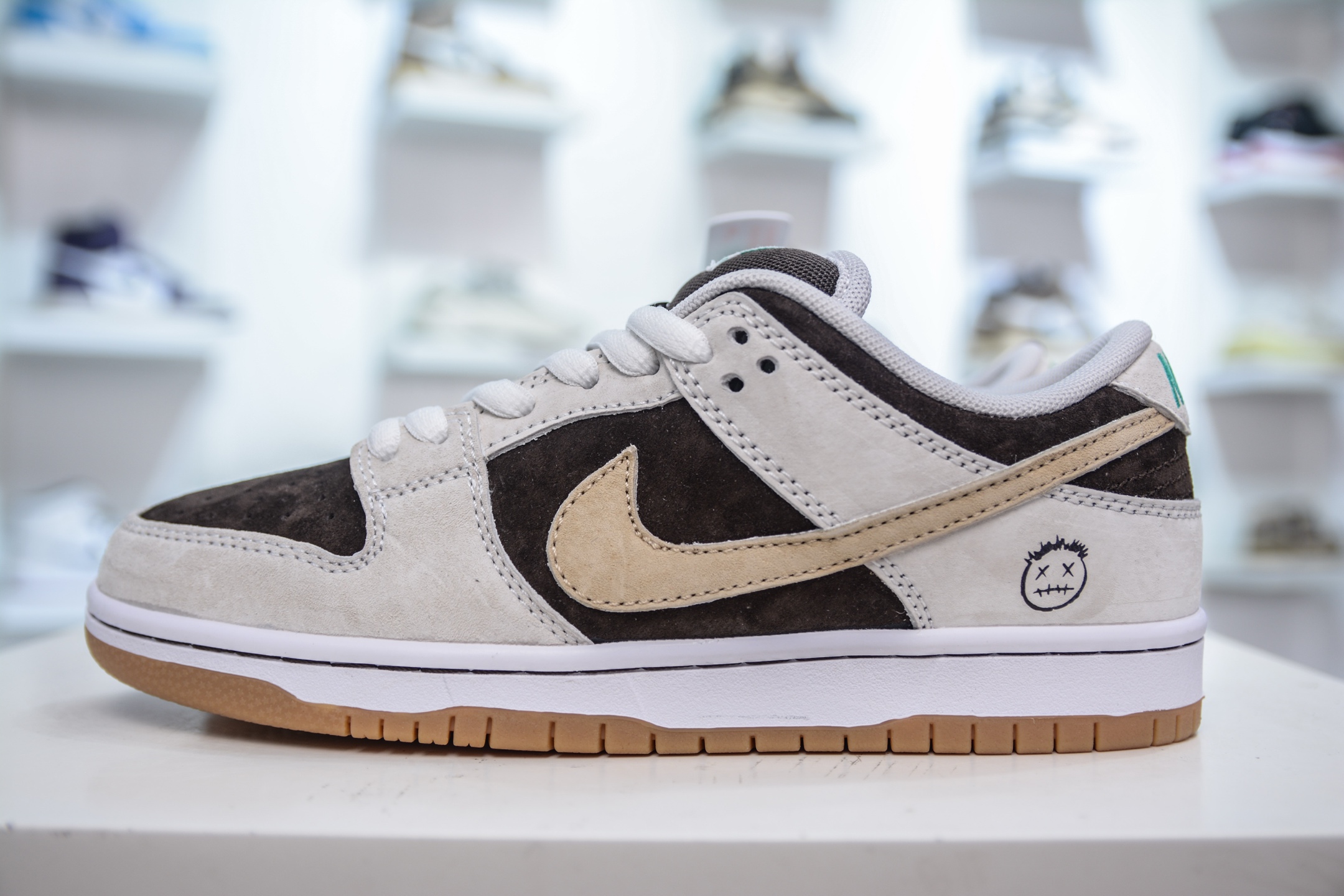 Nike SB Dunk Low 'Coffee Boy' Brown Suede Sneakers - HF3704-001 Style 1 i1750692304410 8935 0 0