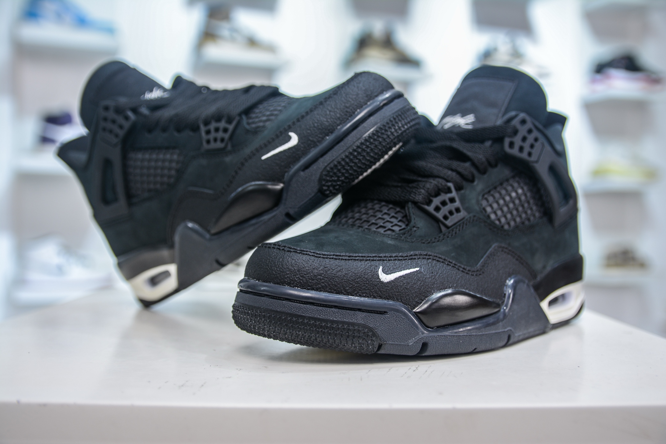 Nigel Sylvester x Air Jordan 4 Retro OG SP - Premium Black Sneakers 5 i1750693440136 5085 0 3