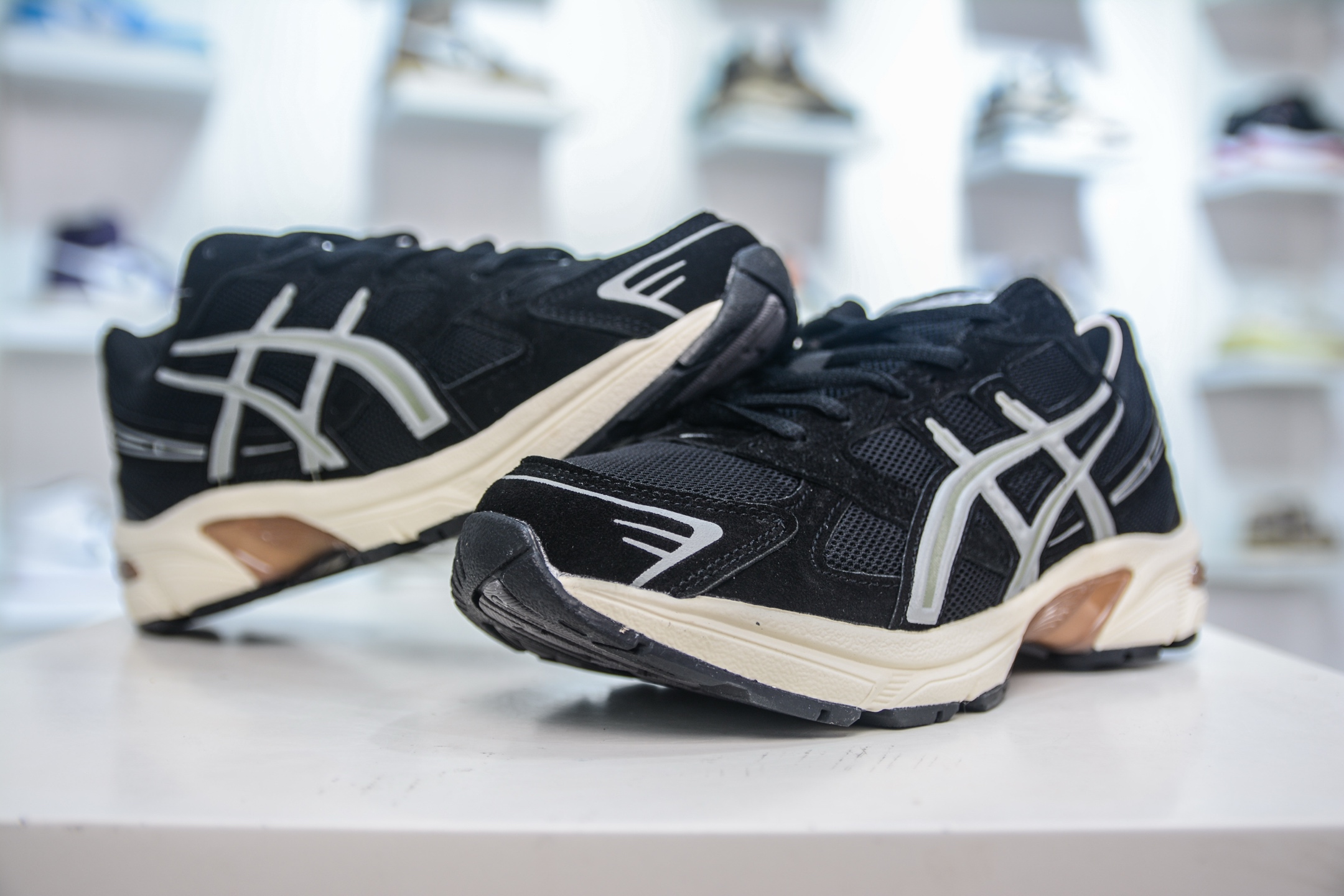 Asics Gel-1130: Lightweight, Versatile Sneakers for Casual & Athletic Wear 5 i1750773274464 1840 0 3