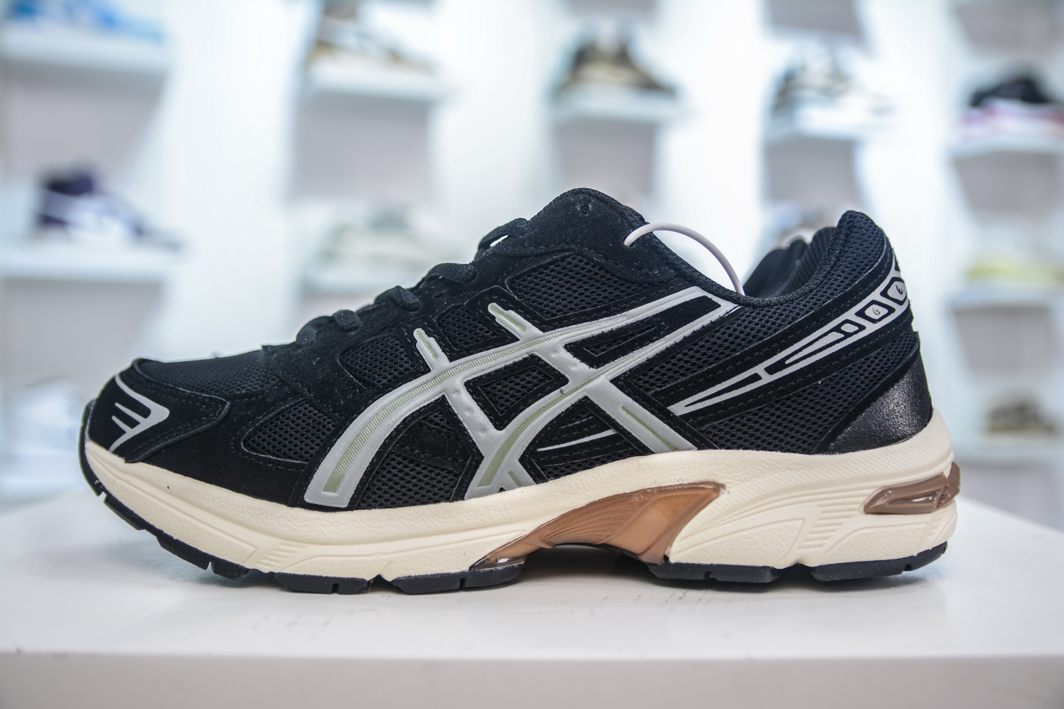 Asics Gel-1130: Lightweight, Versatile Sneakers for Casual & Athletic Wear 2 i1750773275715 7683 0 0