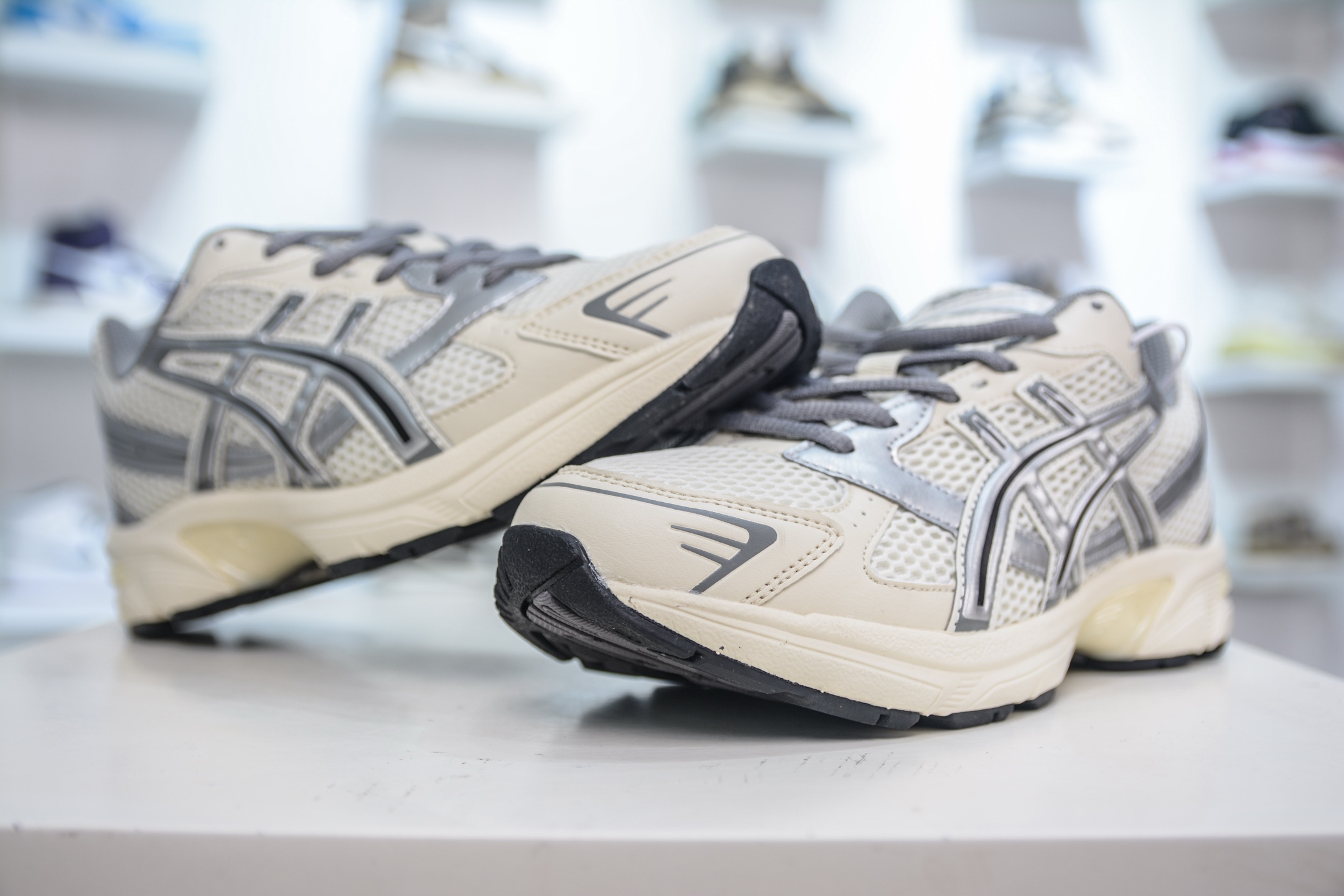 Asics Gel-1130: Lightweight, Versatile Sneakers for Everyday Comfort & Style 4 i1750773326673 8650 0 3