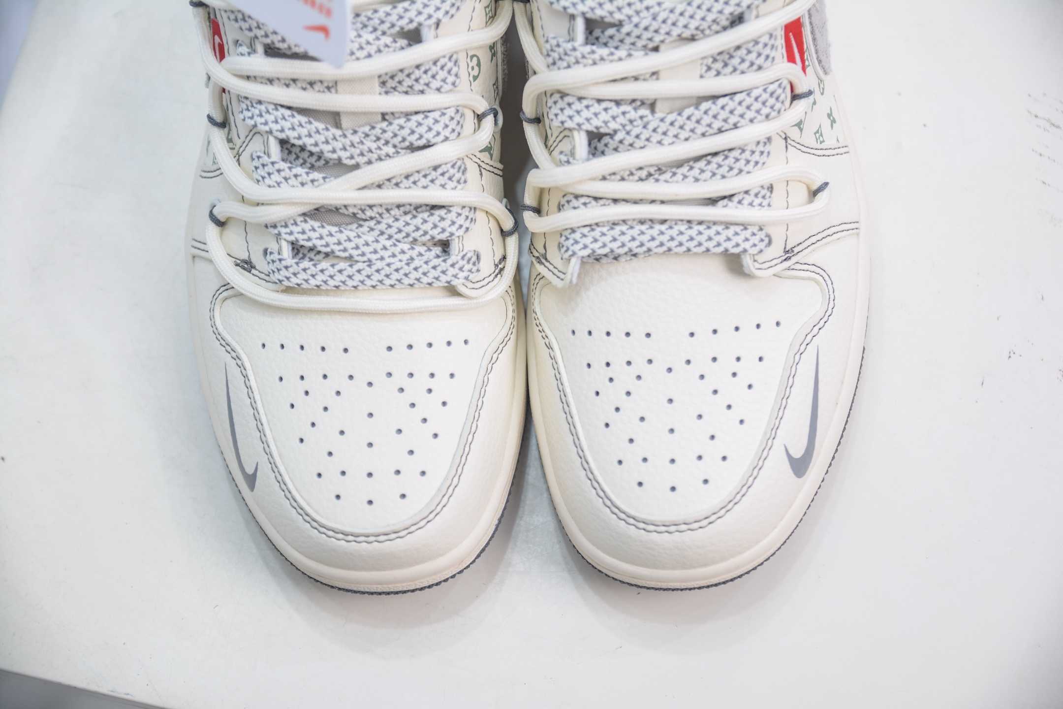 Air Jordan 1 Retro Low x Louis Vuitton Cream White Custom Sneakers 9 i1750773481944 8058 0 8