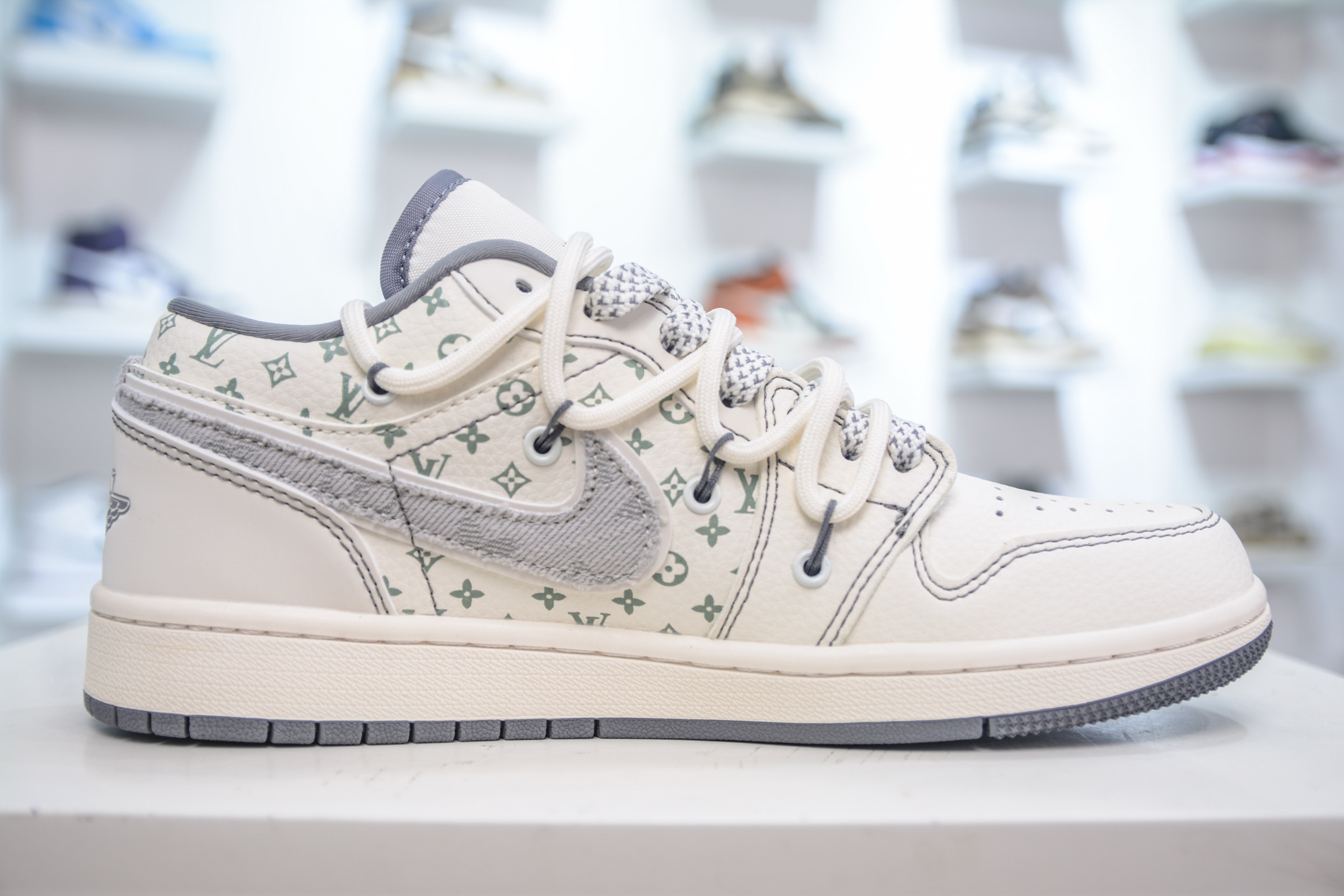 Air Jordan 1 Retro Low x Louis Vuitton Cream White Custom Sneakers 3 i1750773481977 4582 0 2