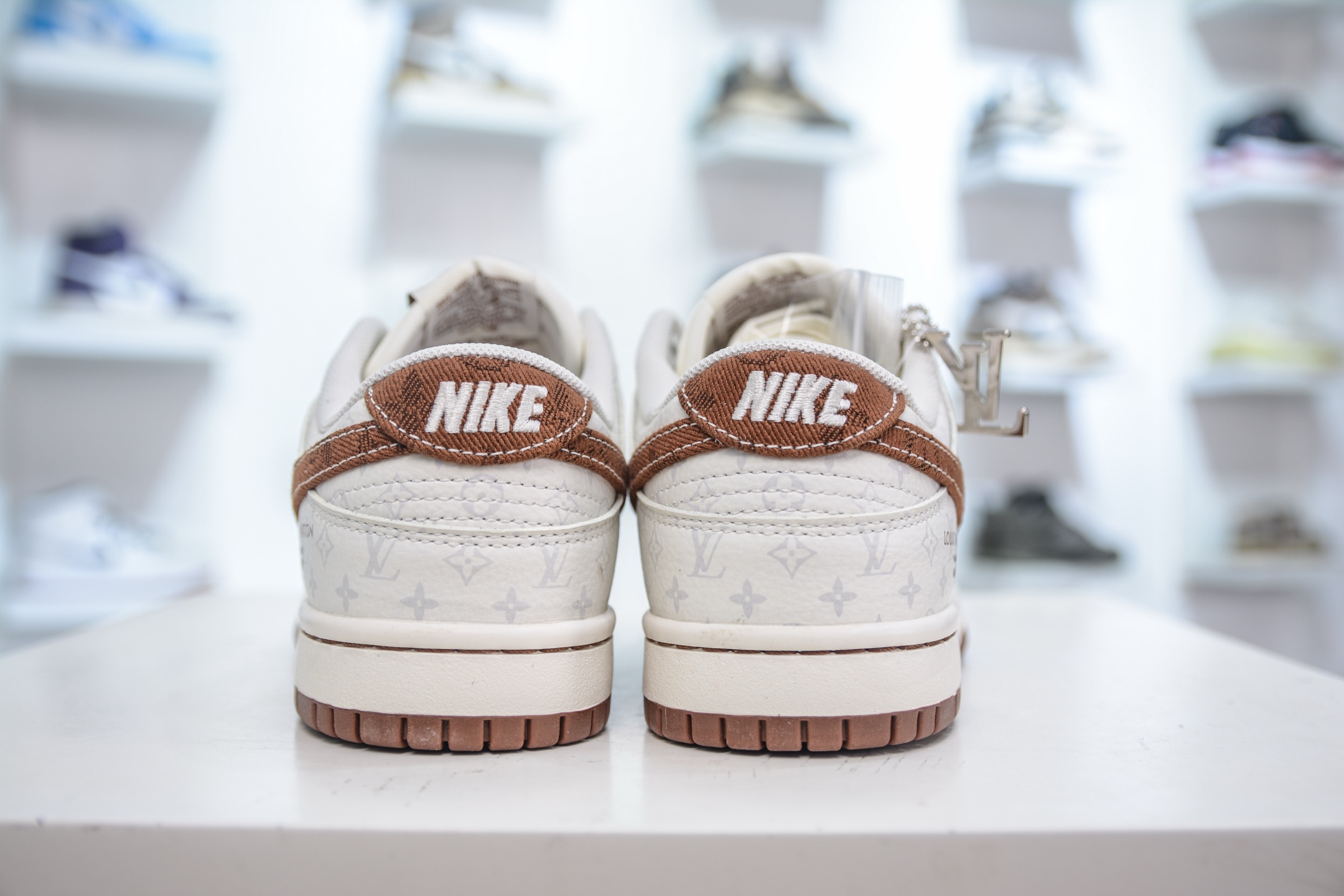 Nike SB Dunk Low x Louis Vuitton White Brown, Premium Leather Sneakers 2 i1750773545167 4997 0 1