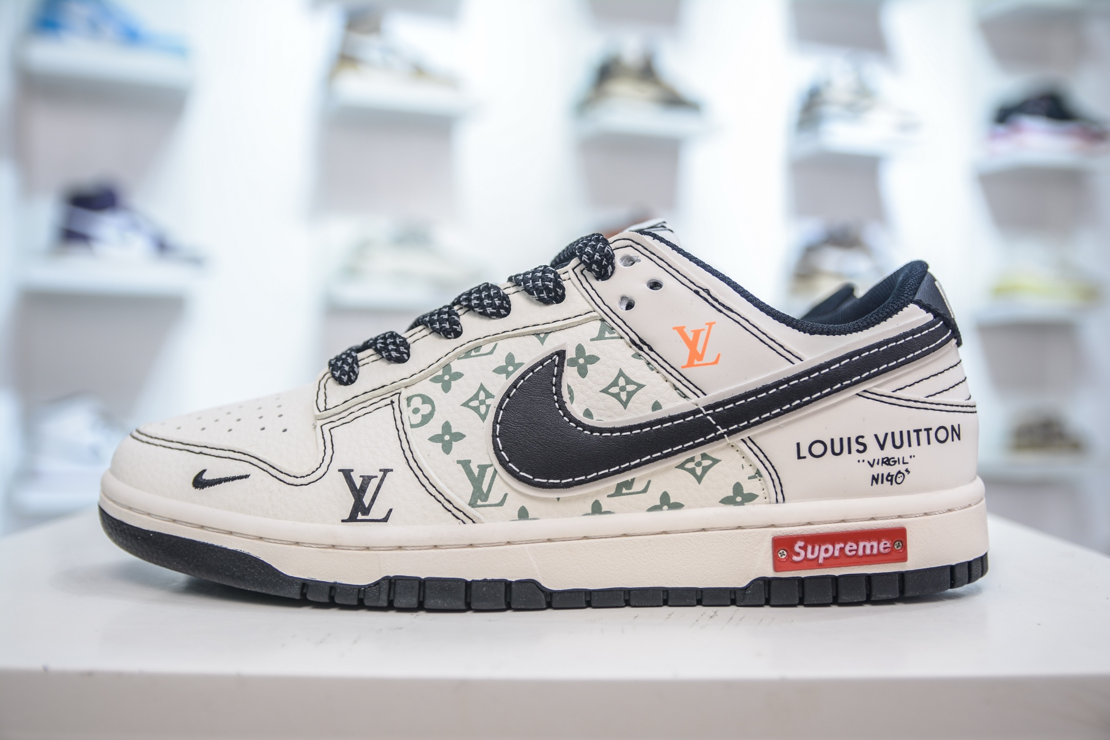 Nike SB Dunk Low x Louis Vuitton Collab Sneakers - Beige & Black 2 i1750773593314 3830 0 0