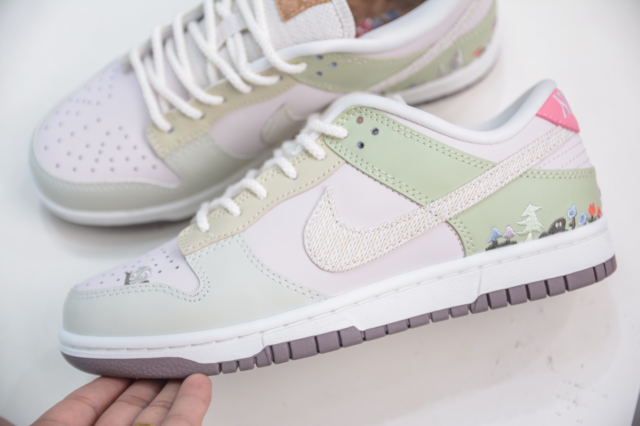 Nike Dunk Low Women's Sneakers Mushroom/Green/Pink - Size 35.5 to 40 8 i1750773829242 9092 0 6